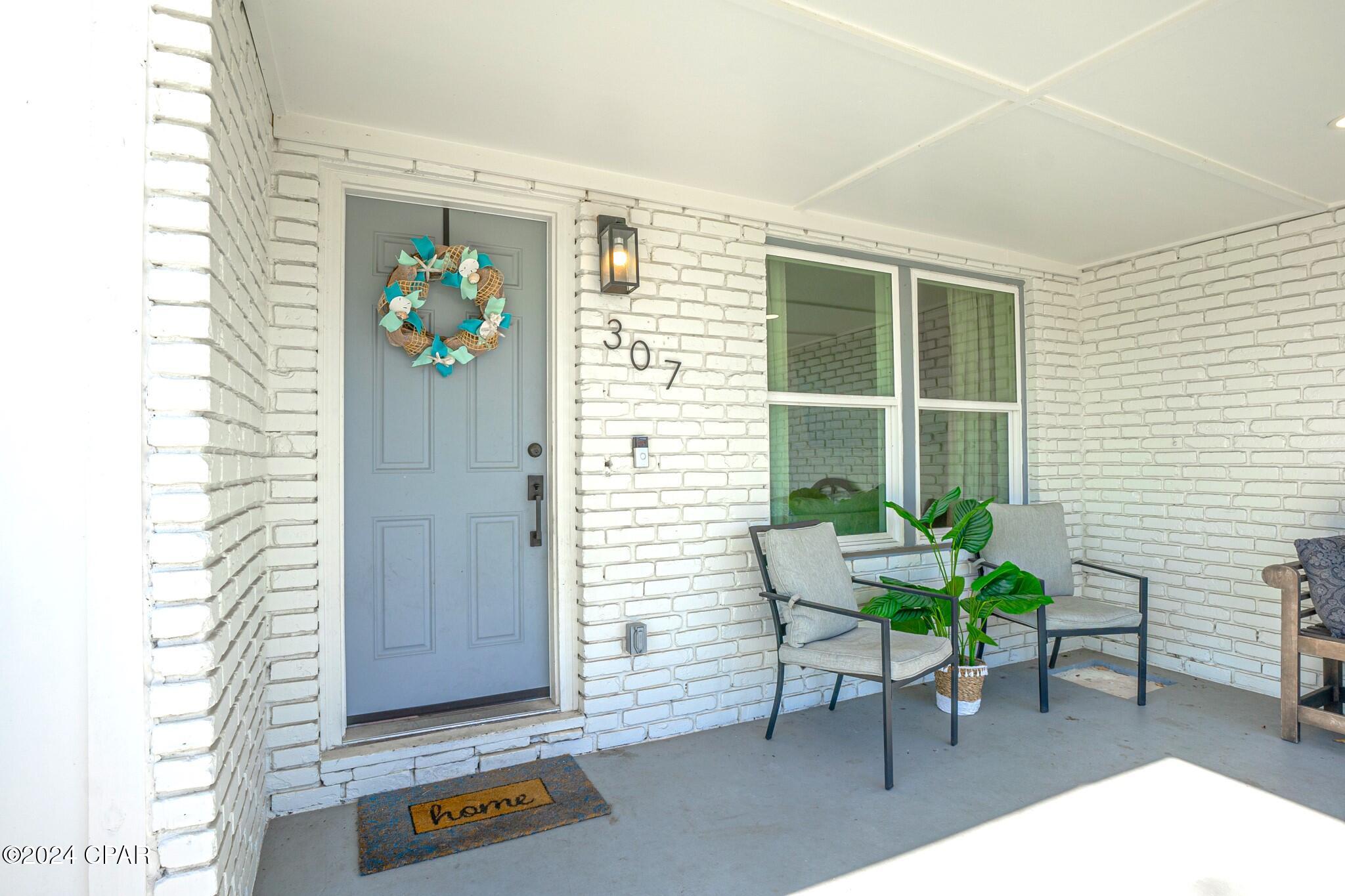 Listing photo id 7 for 307 Palo Alto Avenue