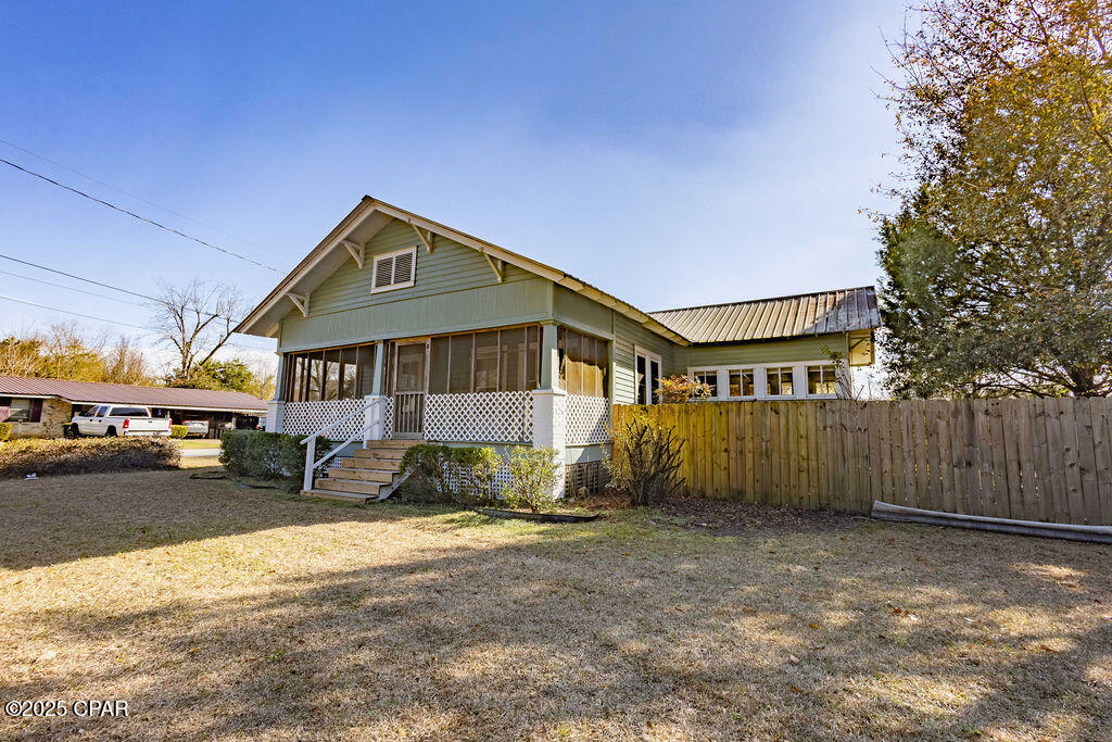 Image 4 For 804 8th Street