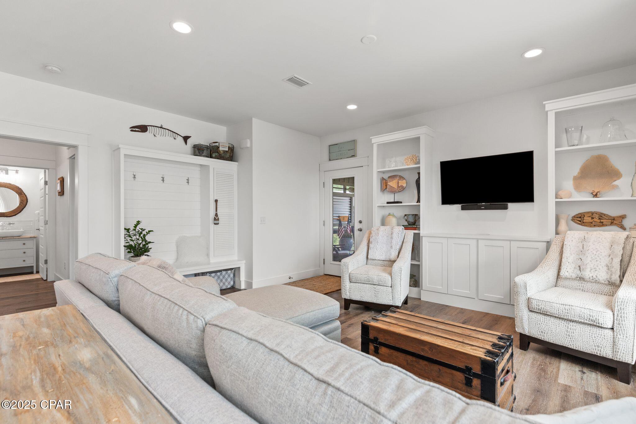 Image 10 For 7505 Loons Call Lane