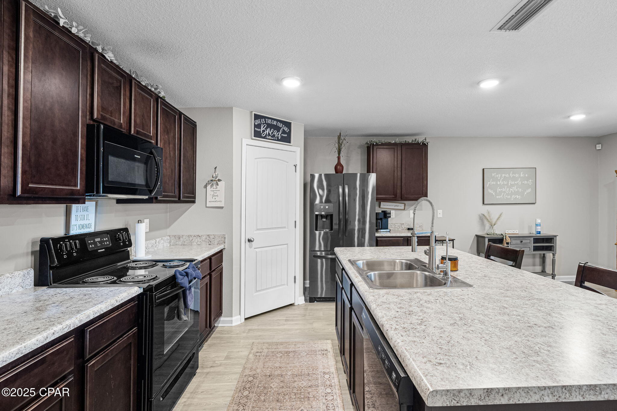 Image 8 For 7144 Hatteras Boulevard