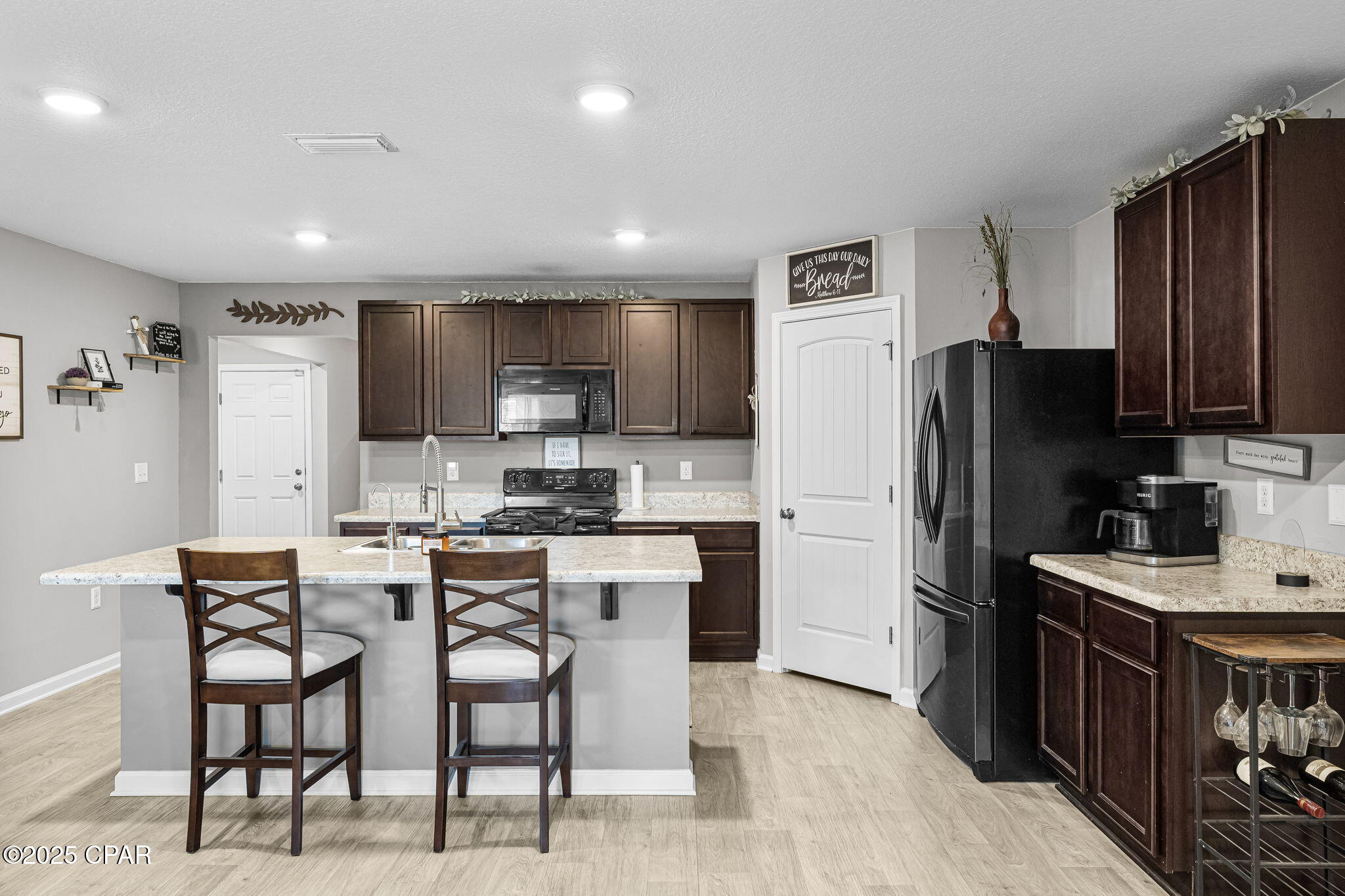 Image 9 For 7144 Hatteras Boulevard