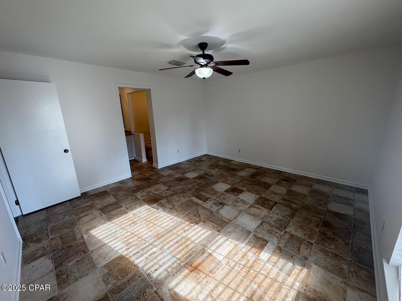 Image 14 For 2802 Jackson Bluff Road