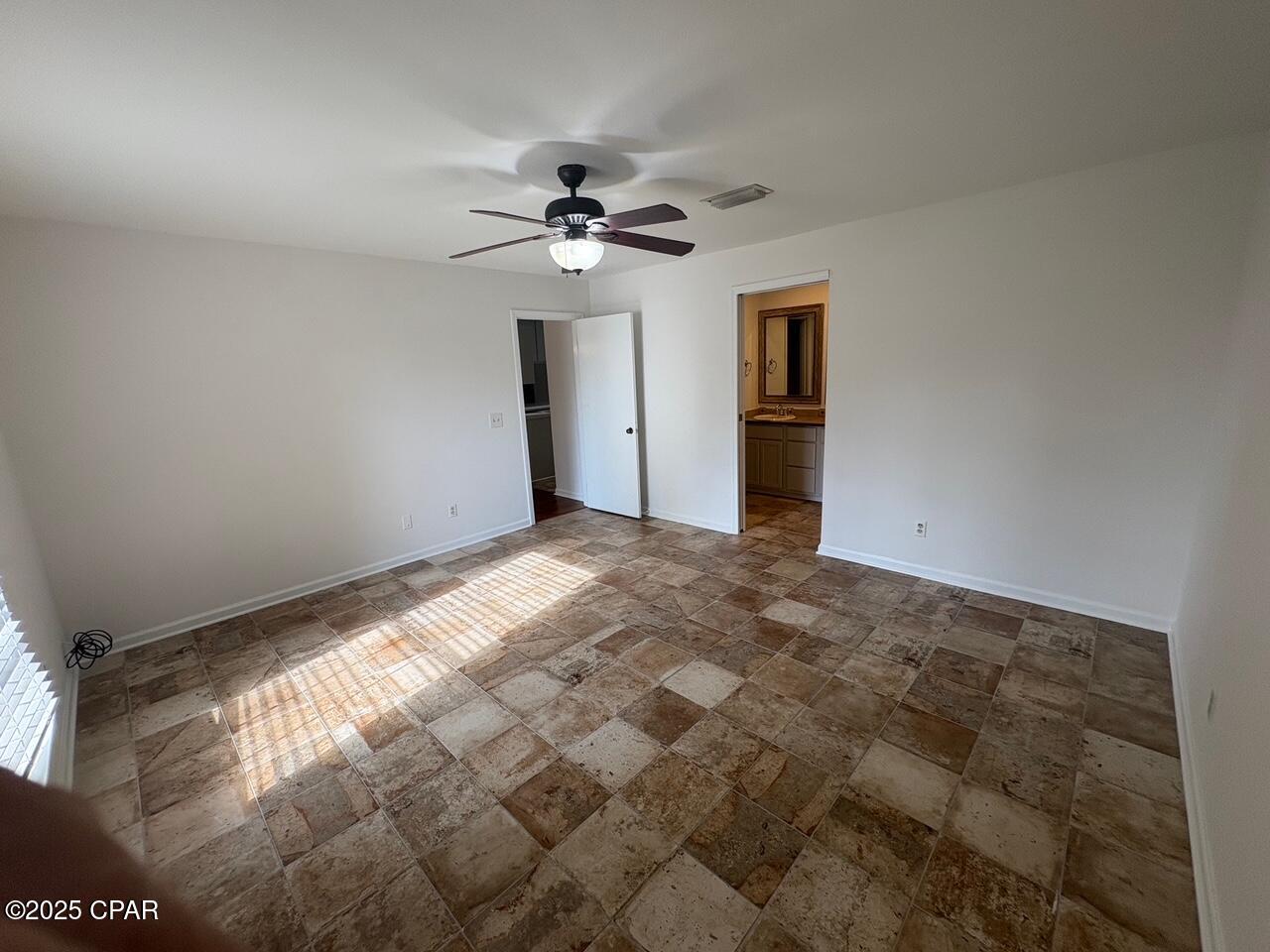 Image 15 For 2802 Jackson Bluff Road