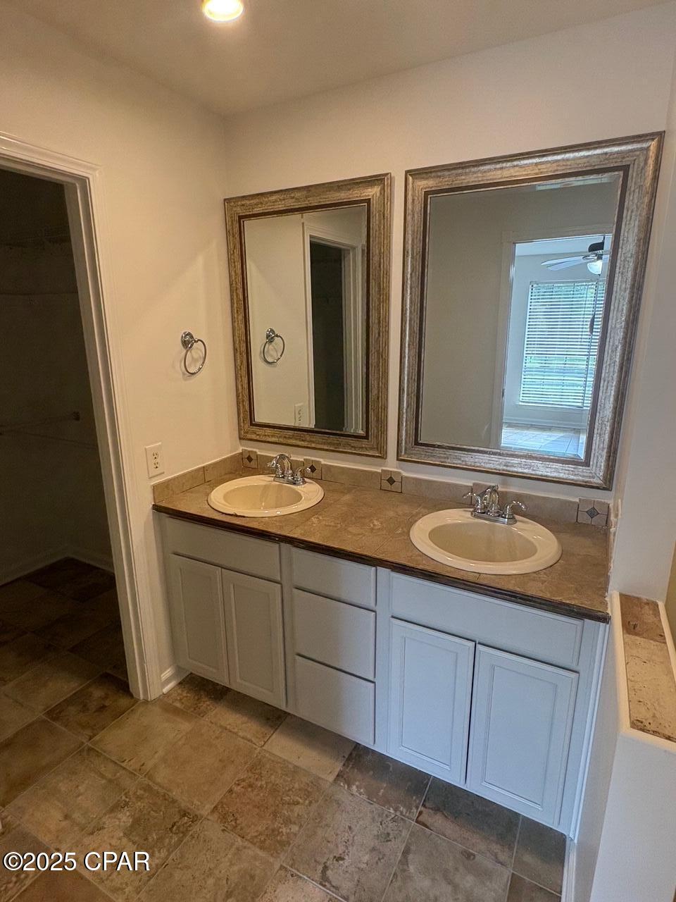 Image 17 For 2802 Jackson Bluff Road