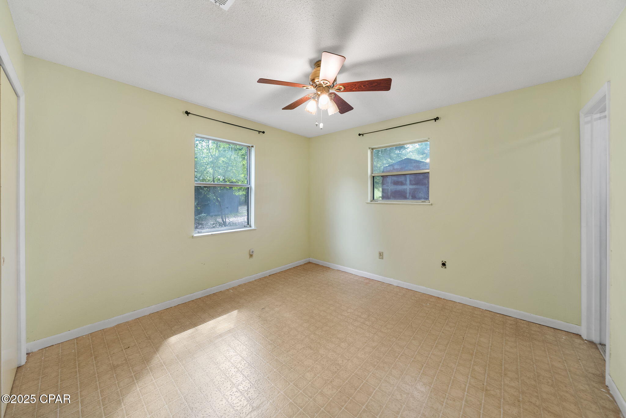 Image 27 For 1371 Deadening Road