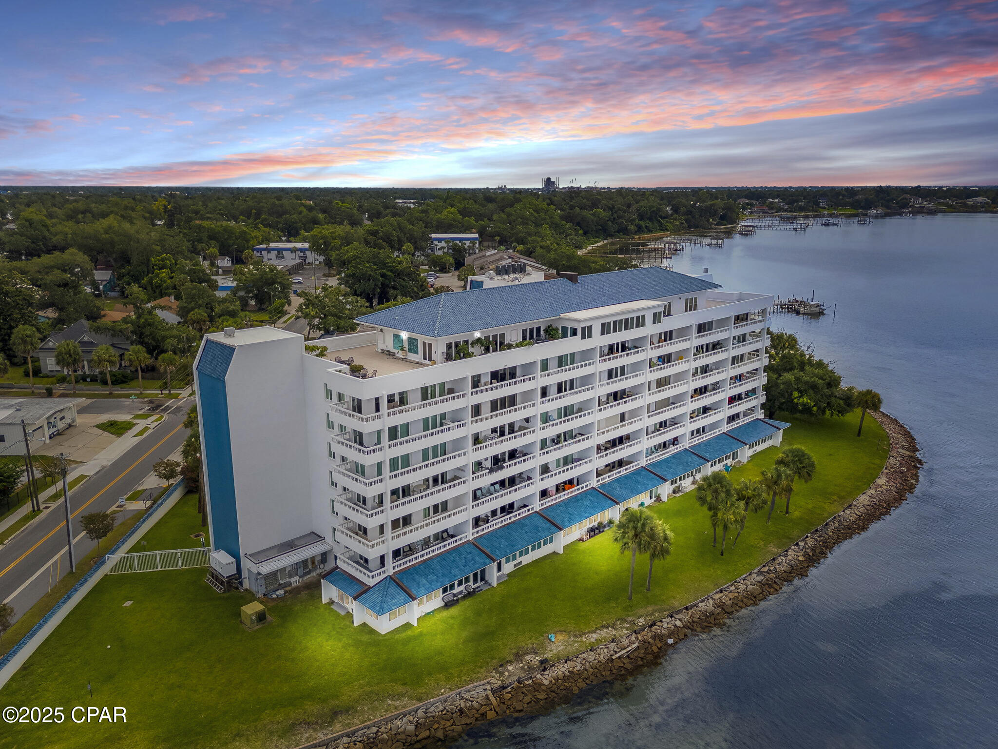 Image 45 For 100 Cherry Street 604