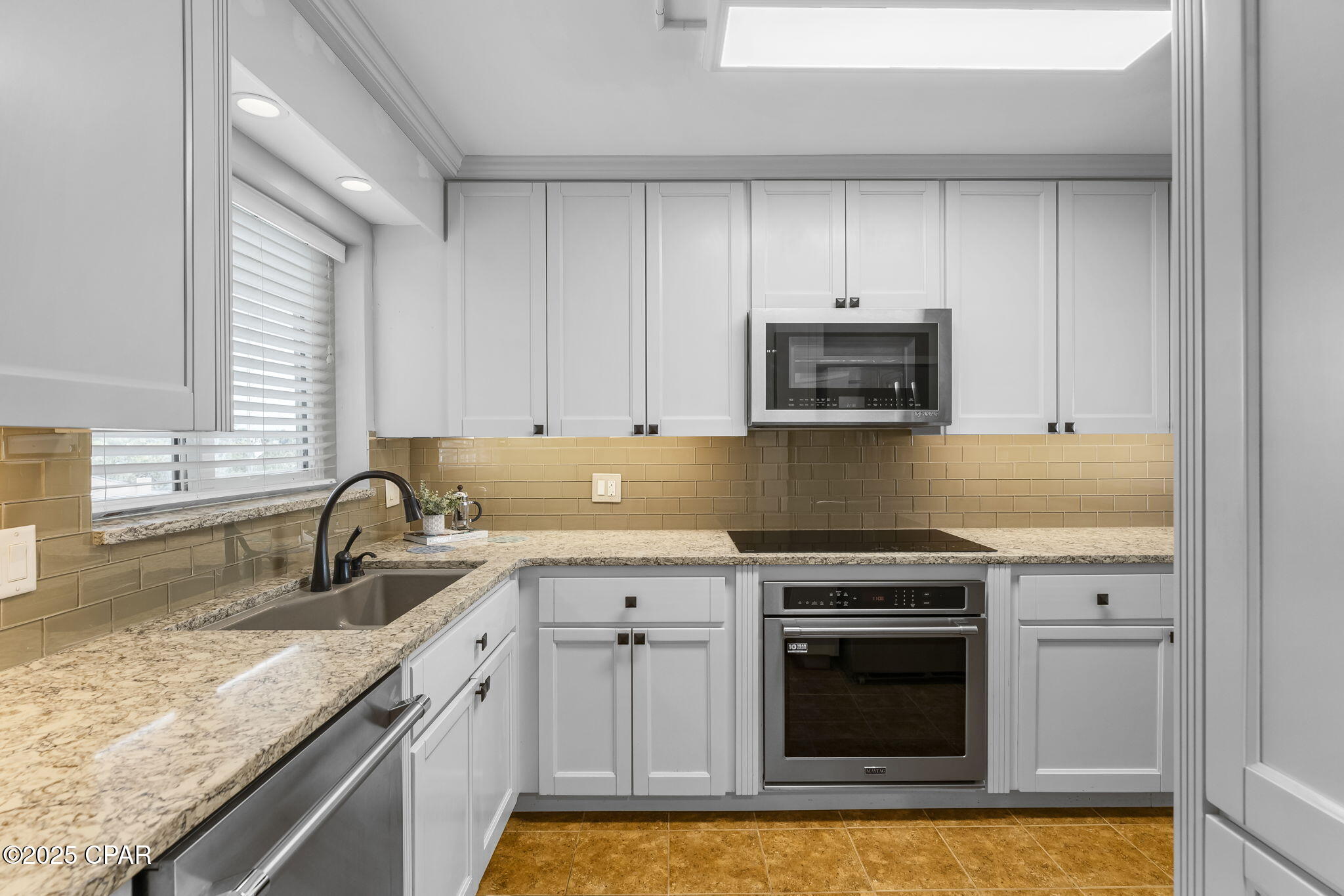 Image 8 For 100 Cherry Street 604