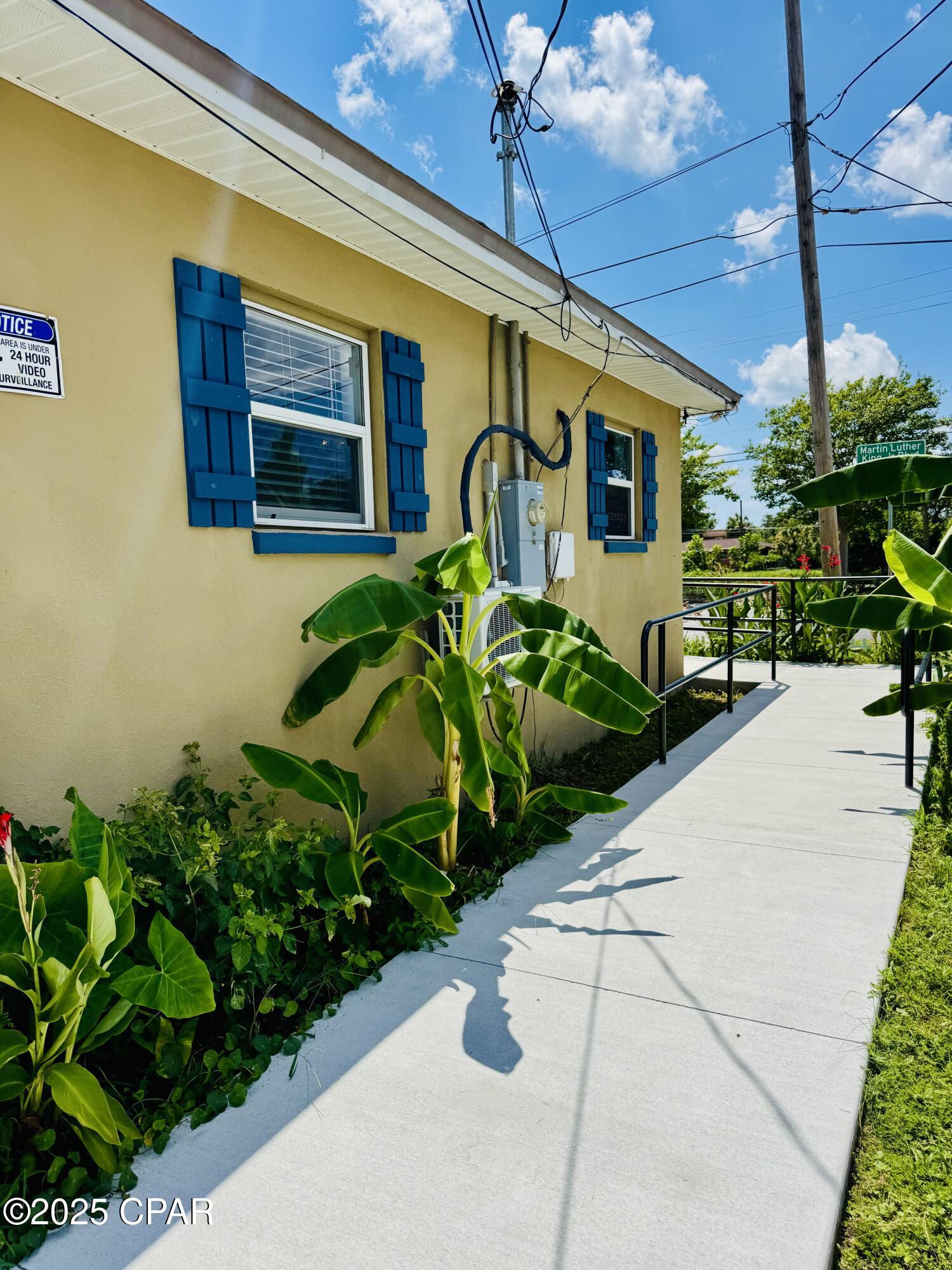 Image 17 For 1216 Martin Luther King Jr Boulevard