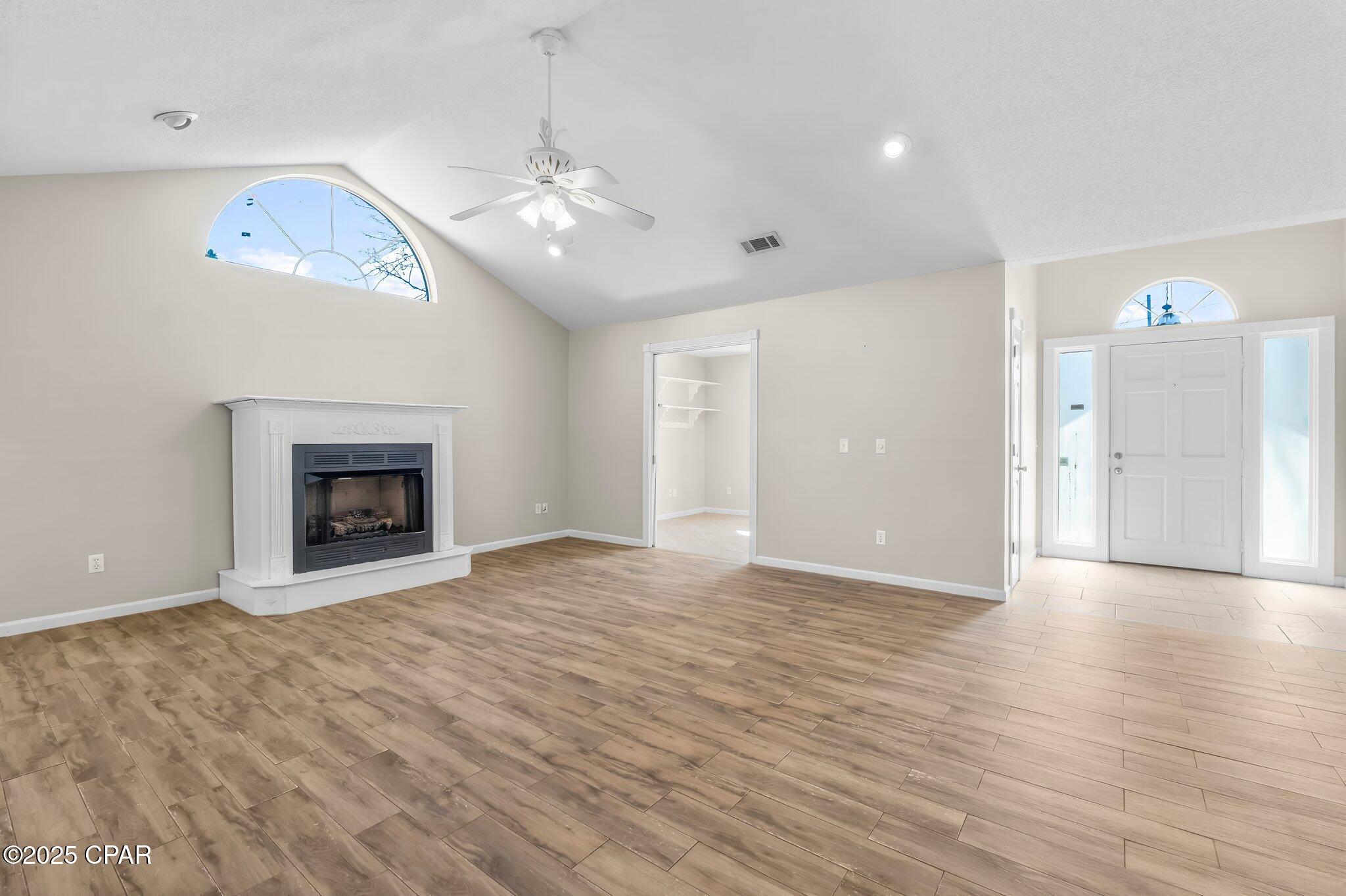 Image 7 For 144 Oleander Circle