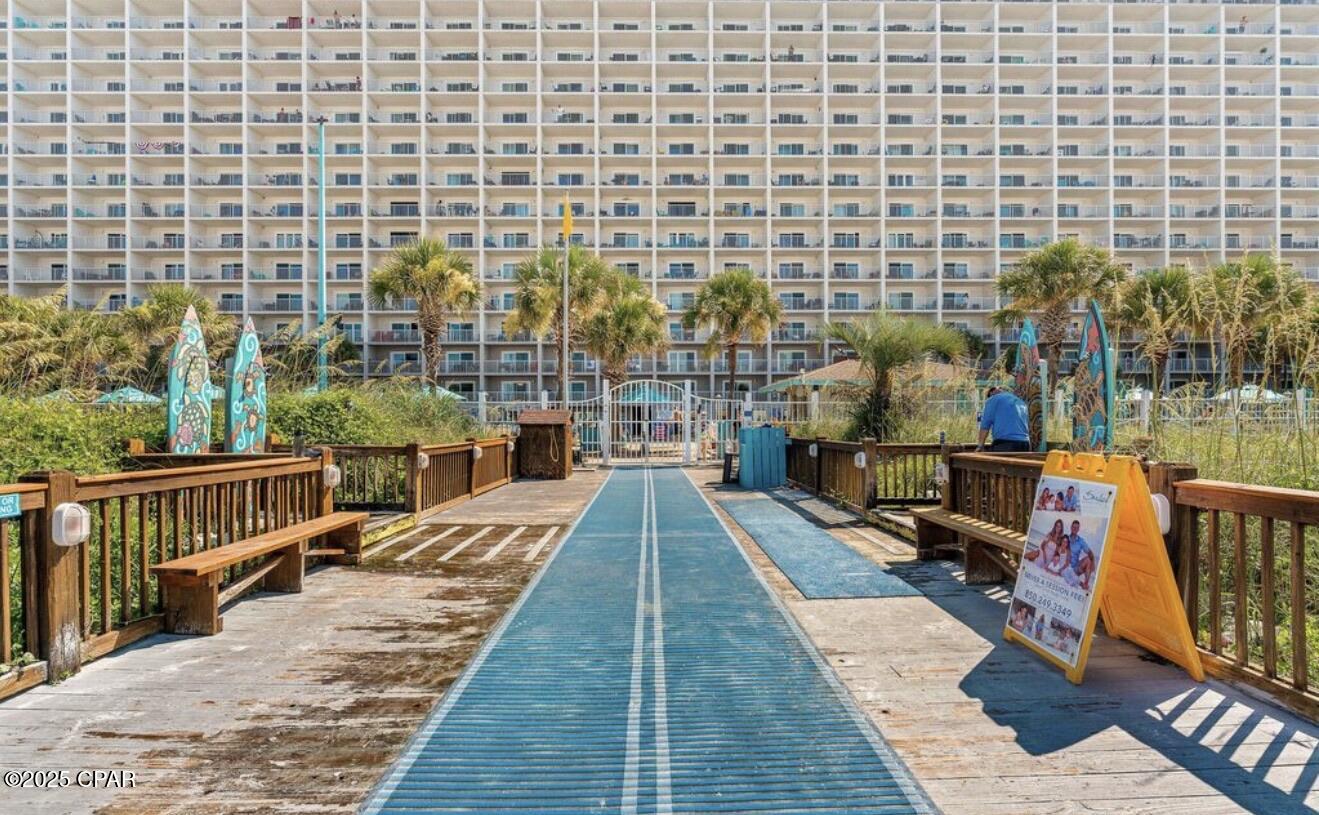 Image 21 For 8743 Thomas Drive 704