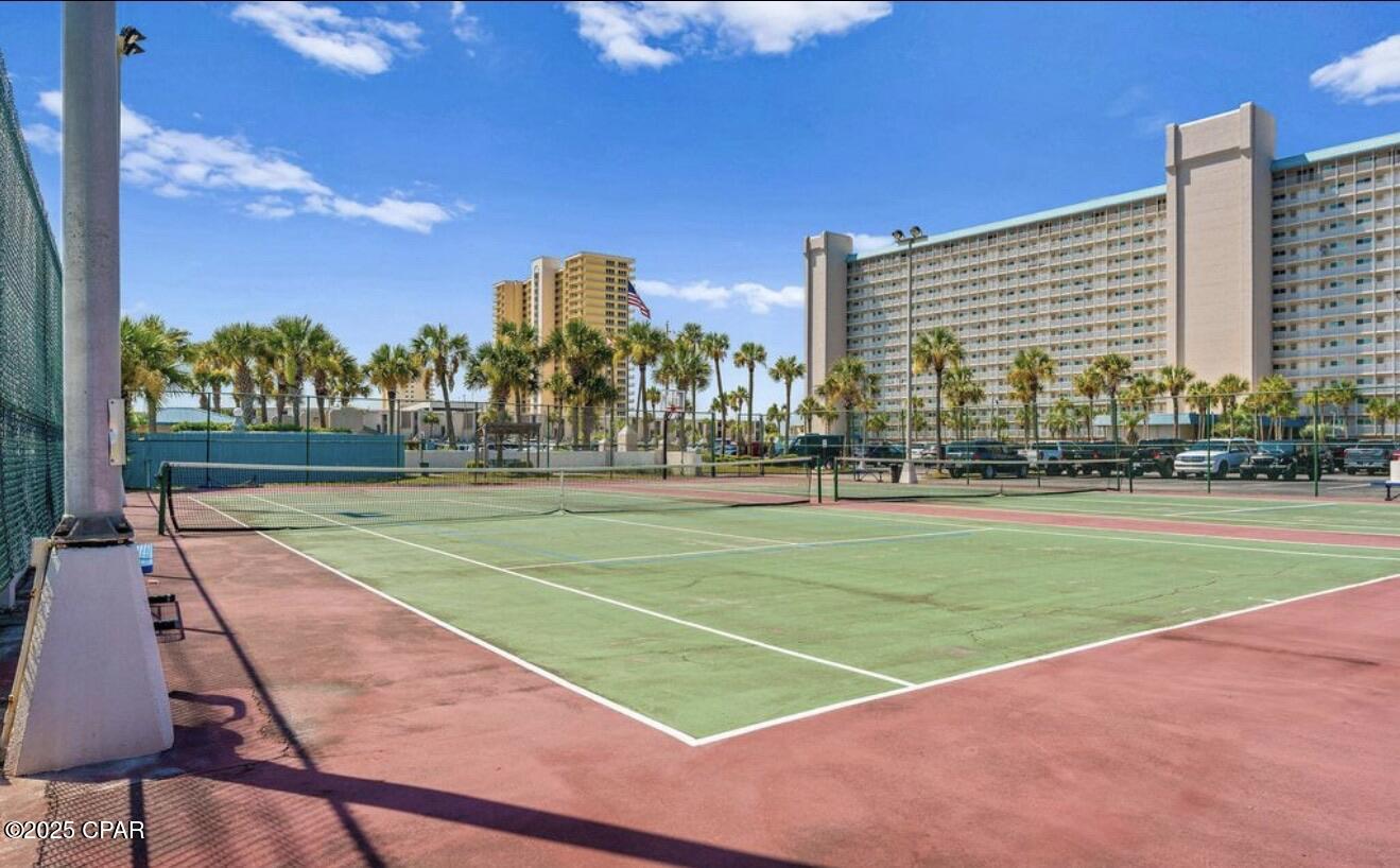 Image 23 For 8743 Thomas Drive 704