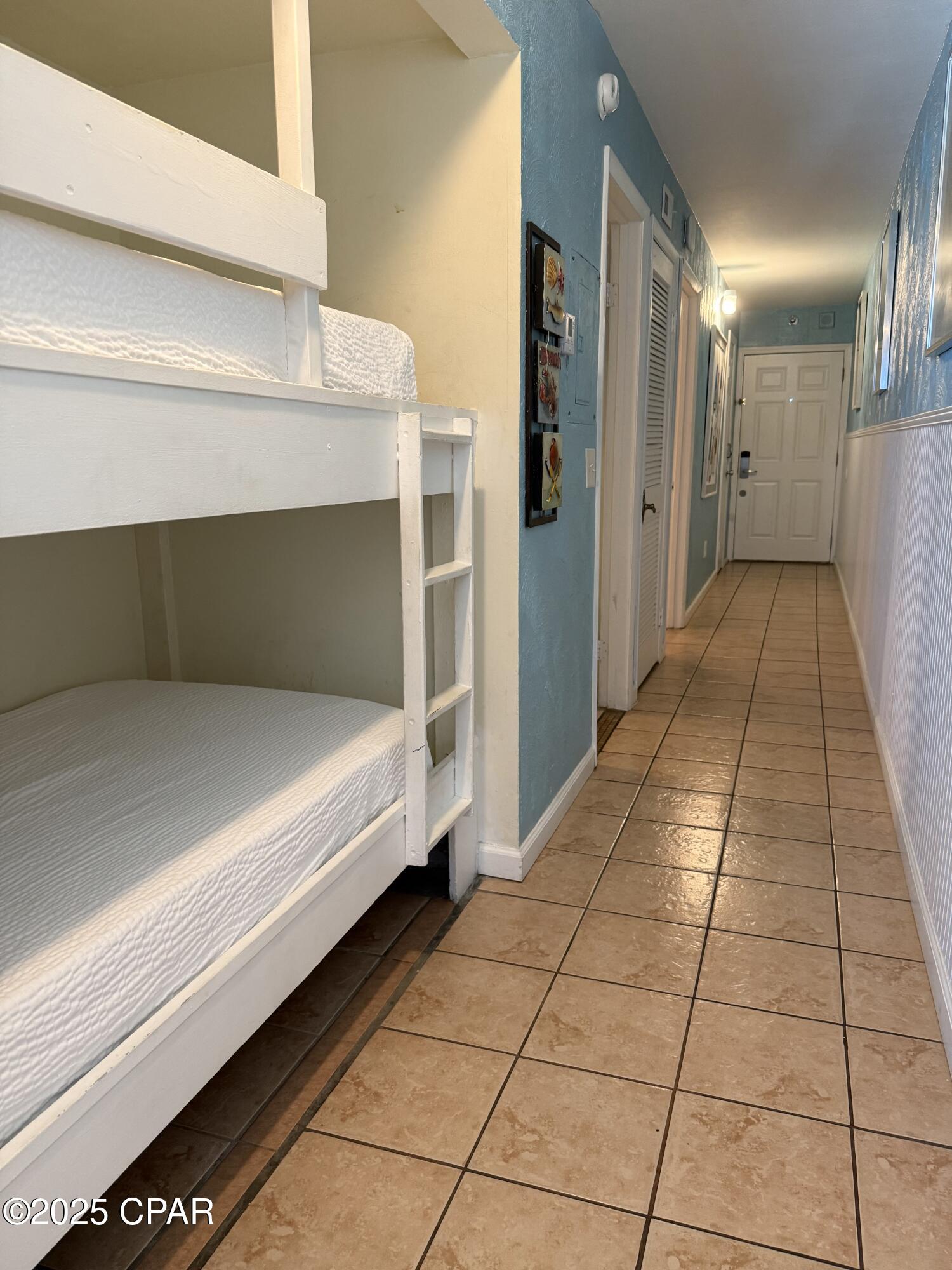 Image 9 For 8743 Thomas Drive 704