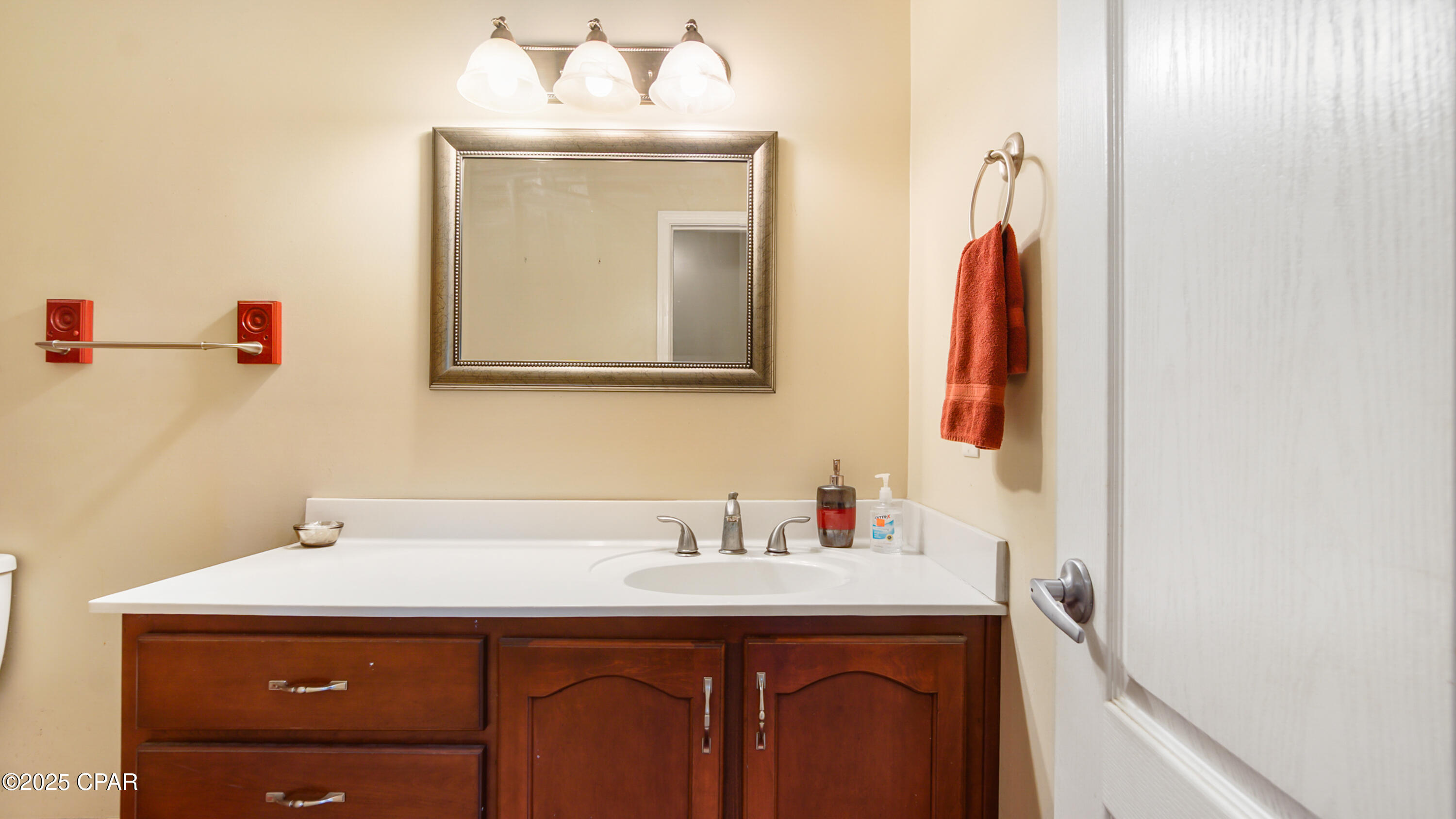 Image 22 For 10541 Highway 2301