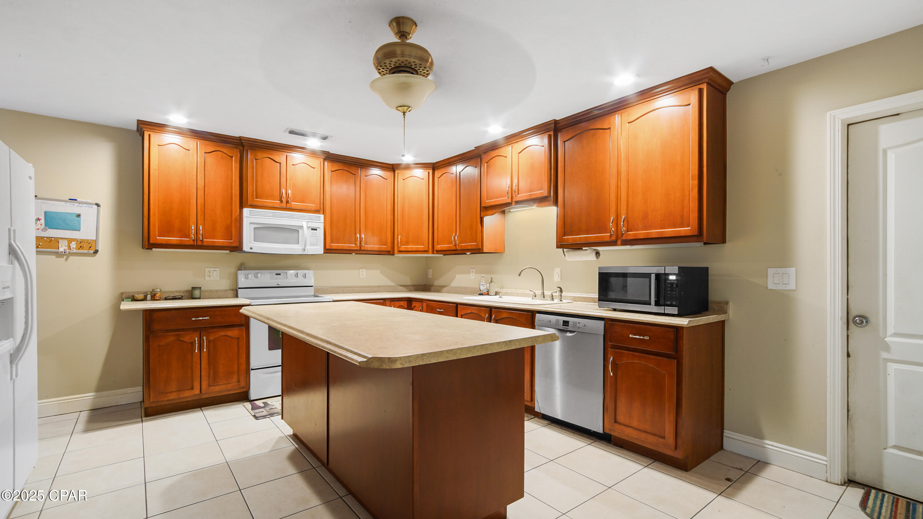 Image 7 For 10541 Highway 2301