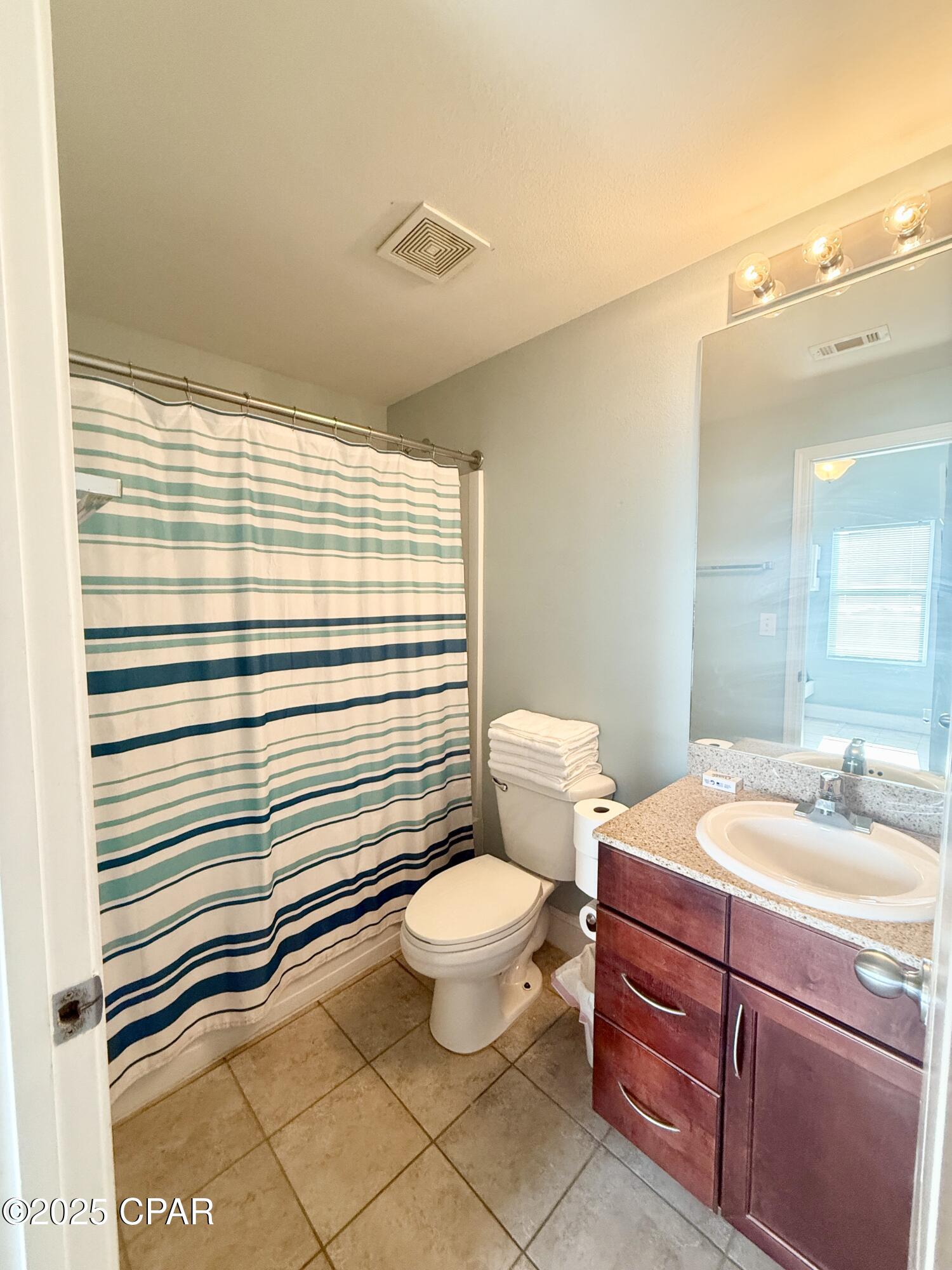 Image 7 For 9902 Thomas Drive 1828