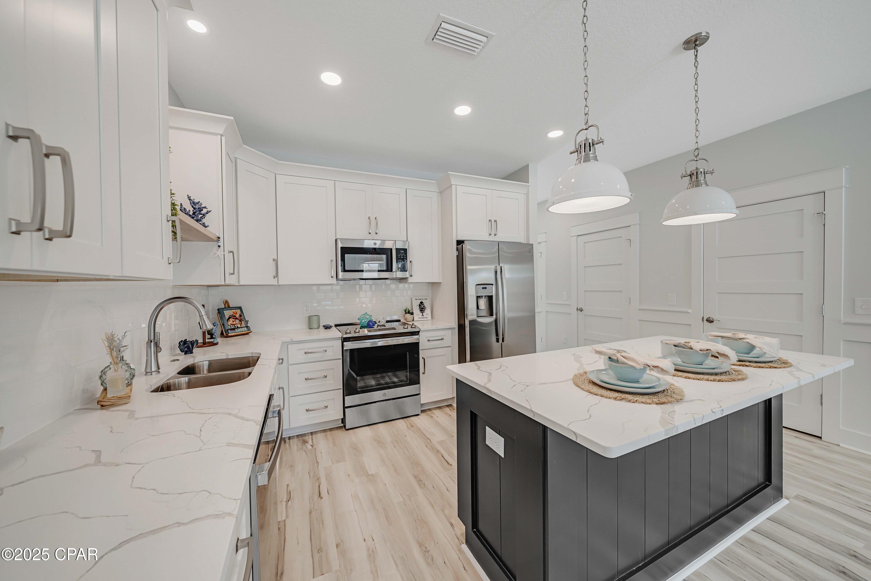 Image 18 For 309 Paridiso Place A