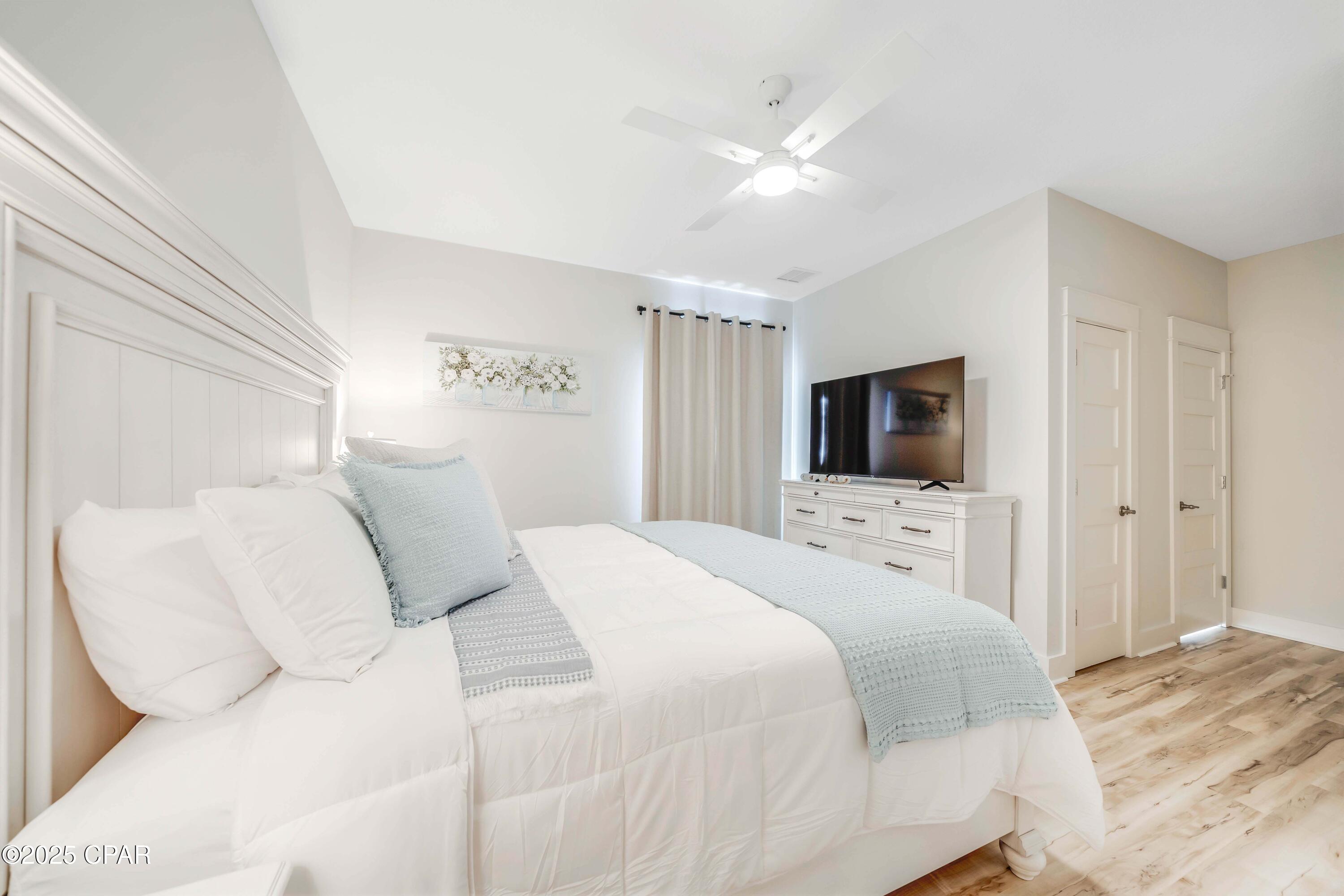 Image 40 For 309 Paridiso Place A