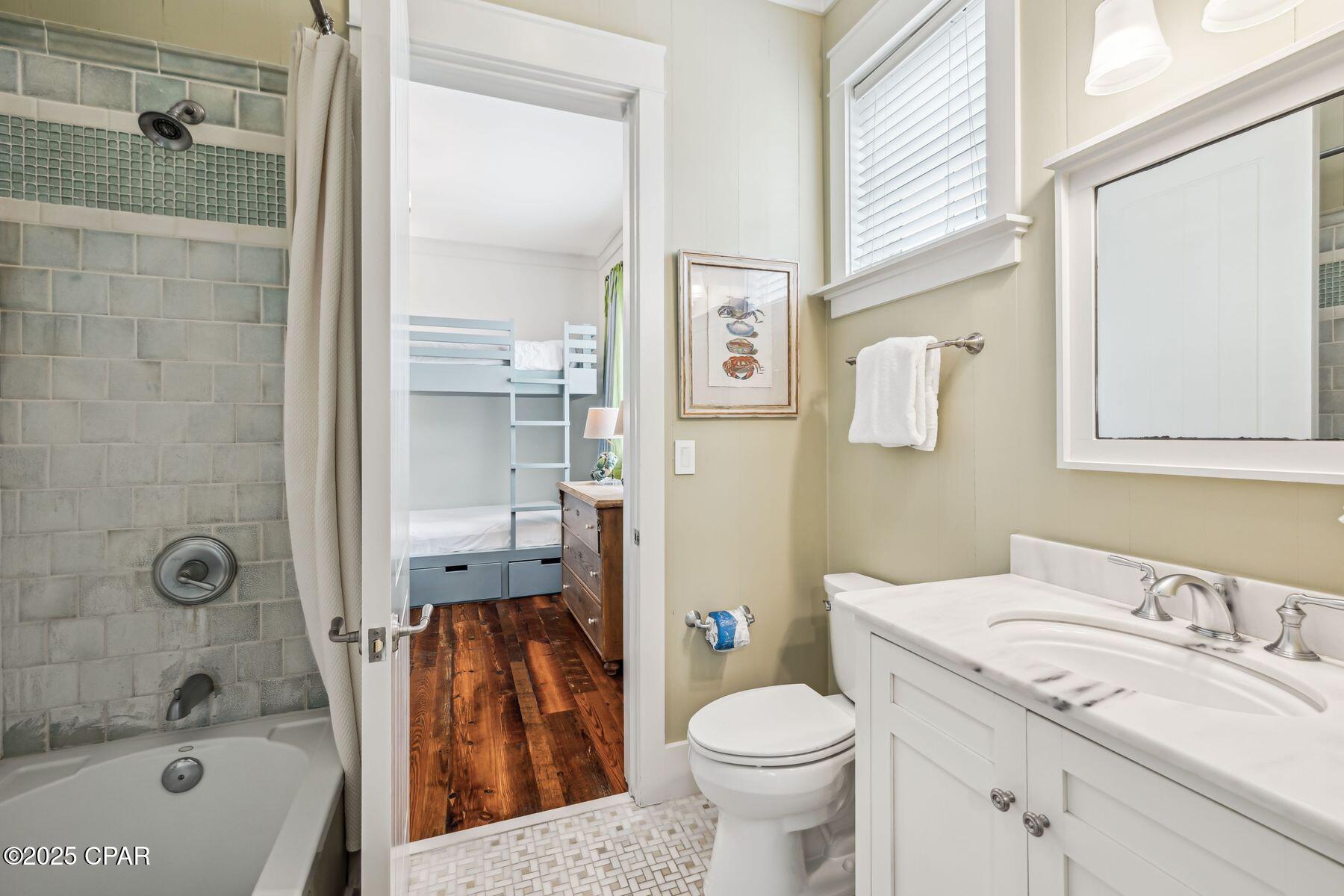 Image 18 For 93 Park Row Lane