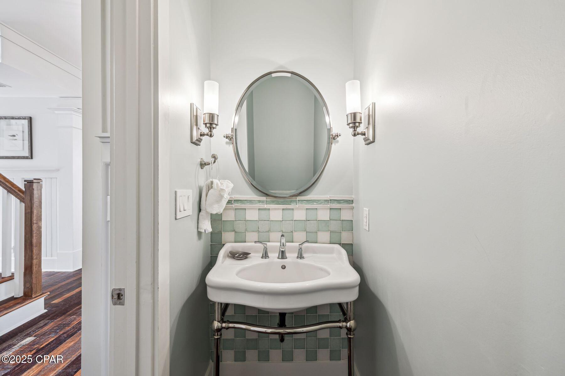 Image 32 For 93 Park Row Lane