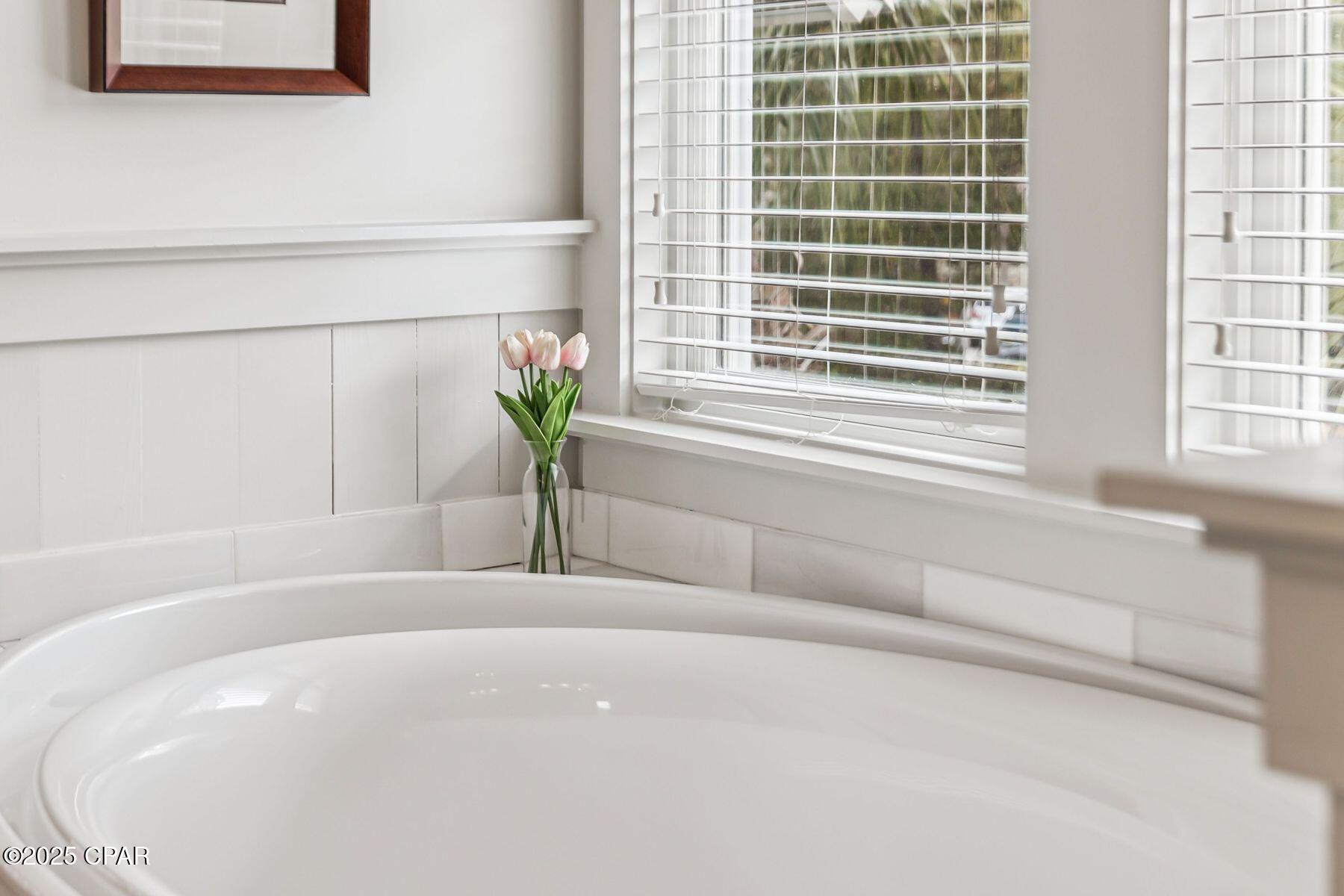 Image 36 For 93 Park Row Lane