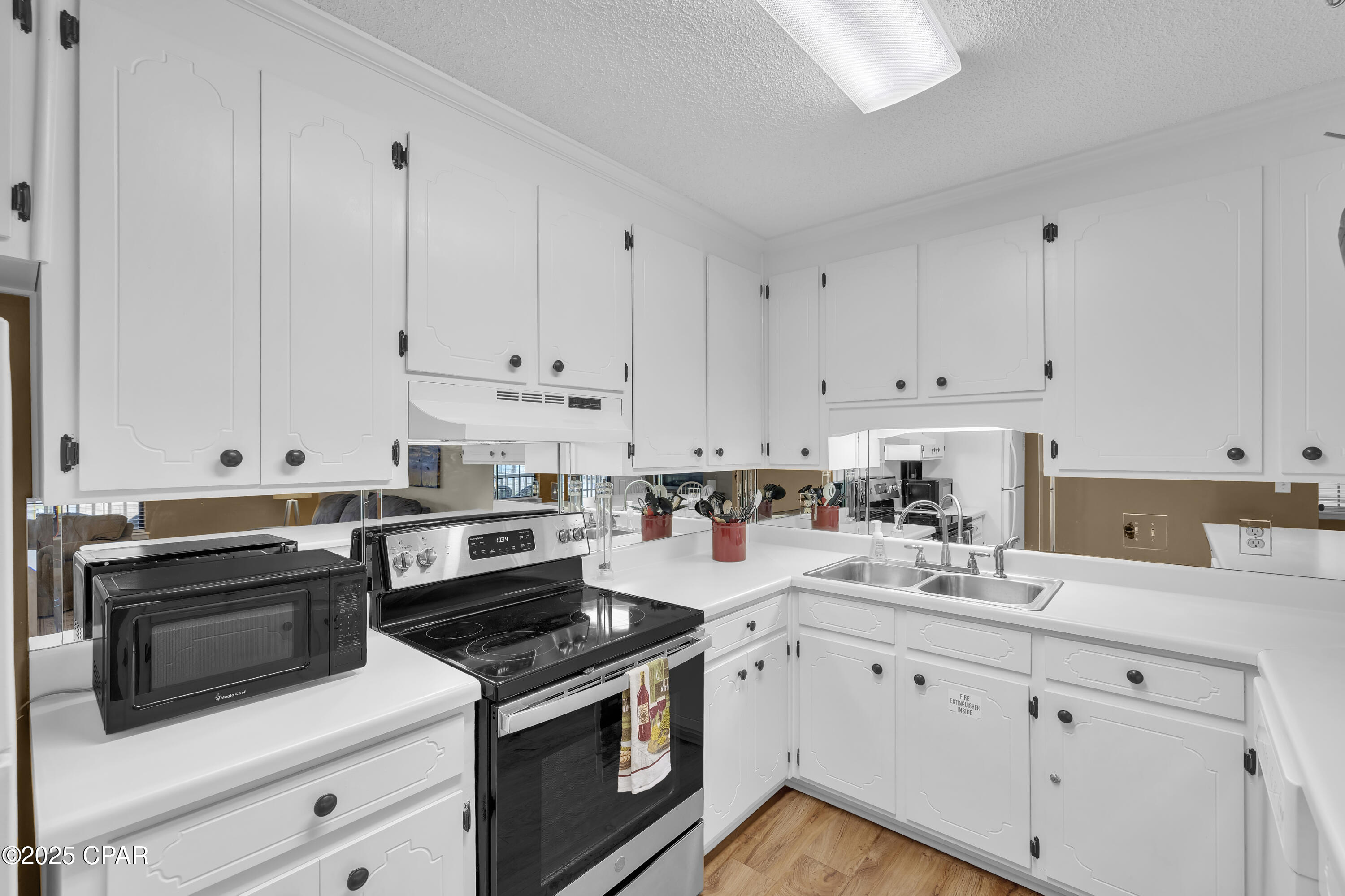 Image 19 For 17462 Front Beach Road 42h