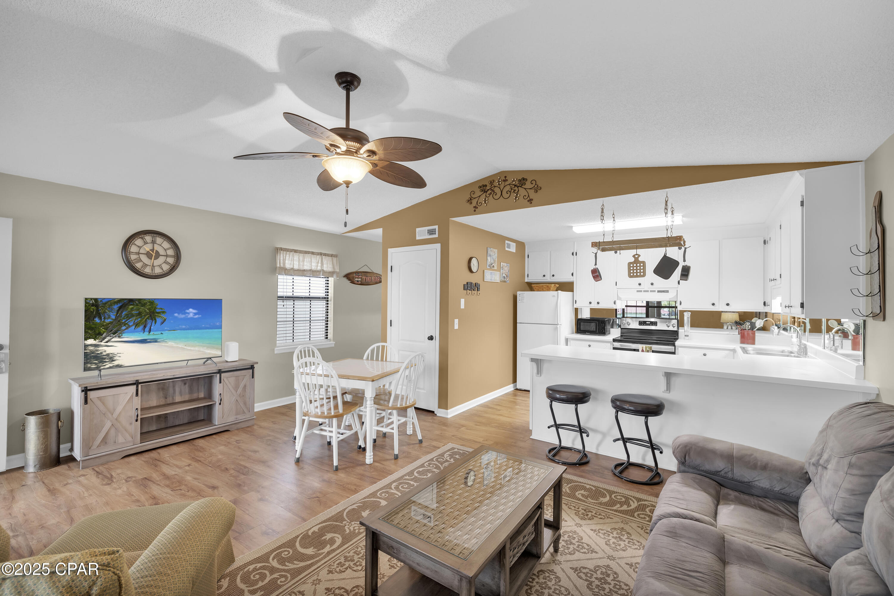 Image 24 For 17462 Front Beach Road 42h