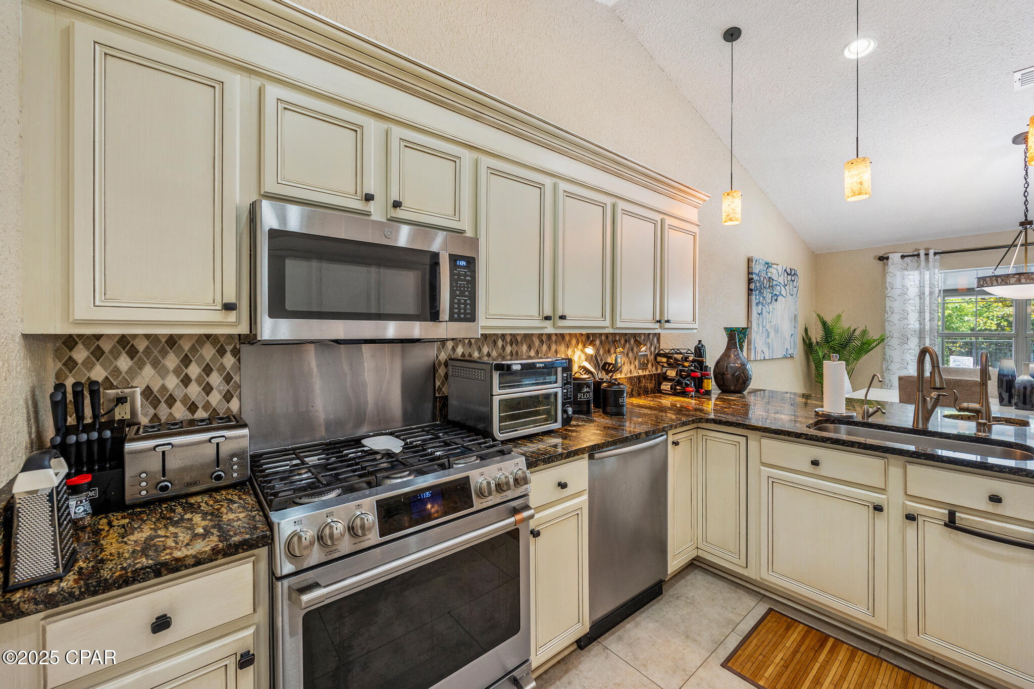 Listing photo id 38 for 130 Shipwreck Road