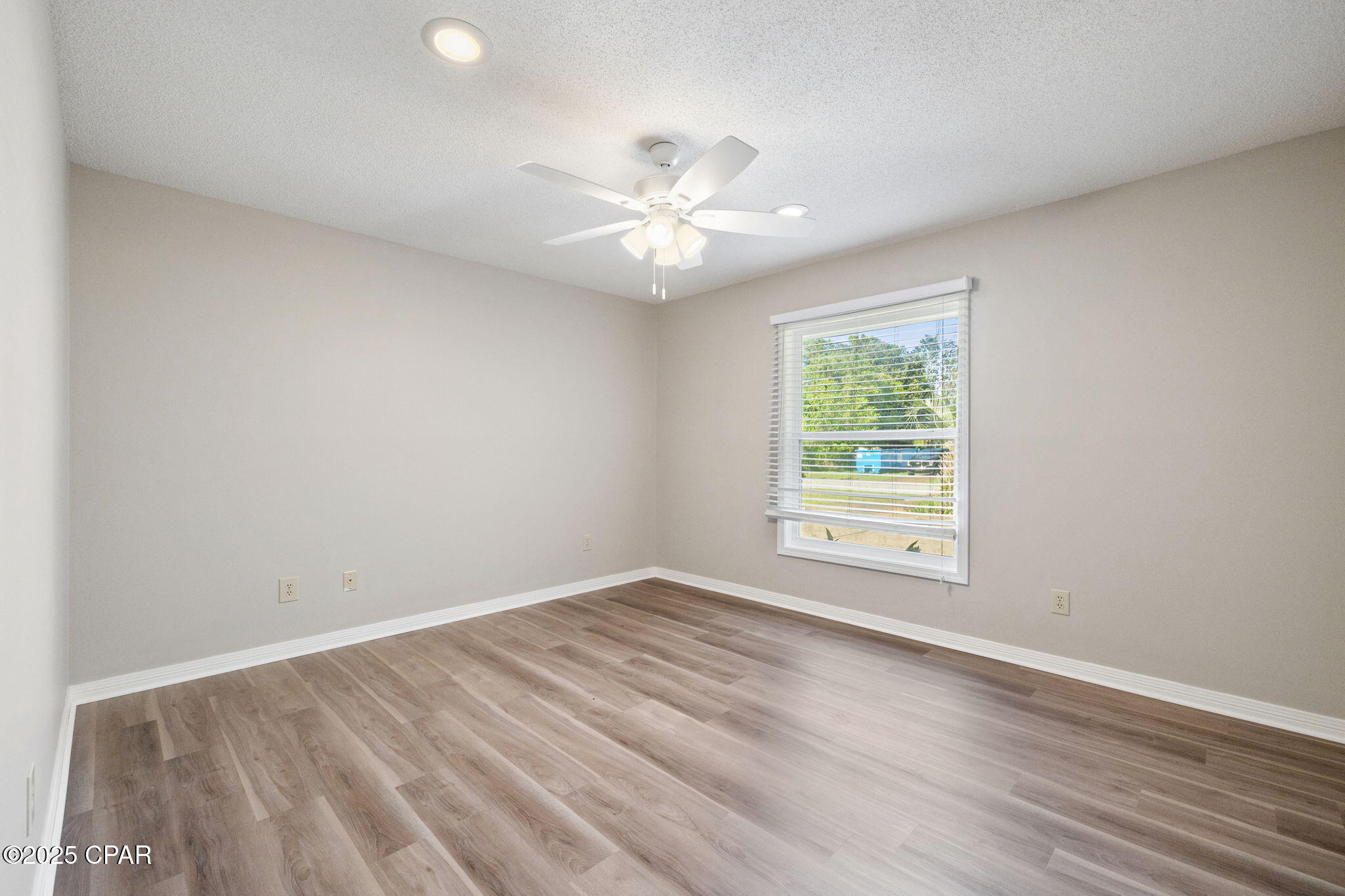 Image 23 For 608 Amberjack Drive