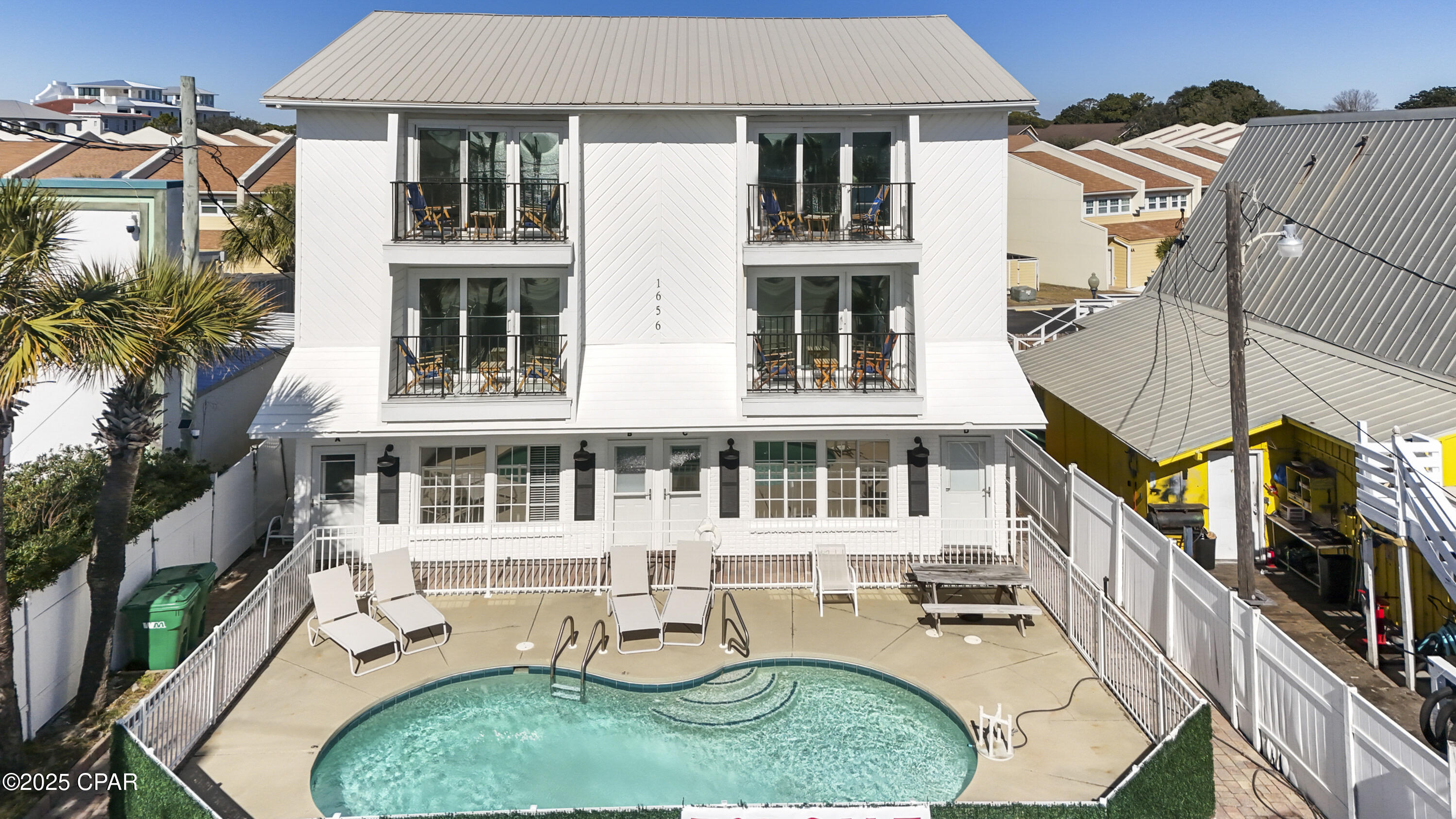 Listing photo id 106 for 1656 Scenic Gulf Drive