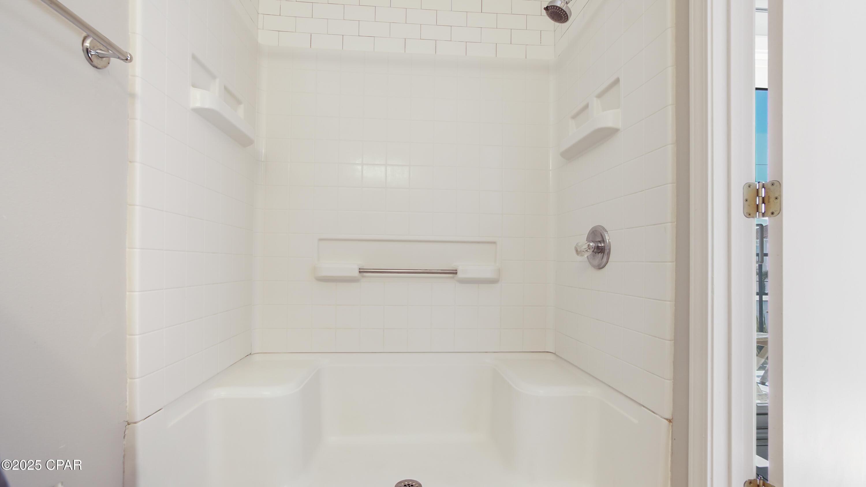 Listing photo id 39 for 1656 Scenic Gulf Drive