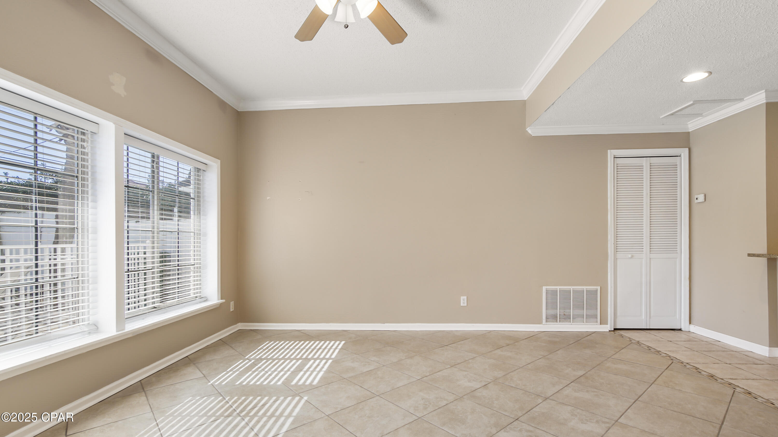 Listing photo id 46 for 1656 Scenic Gulf Drive