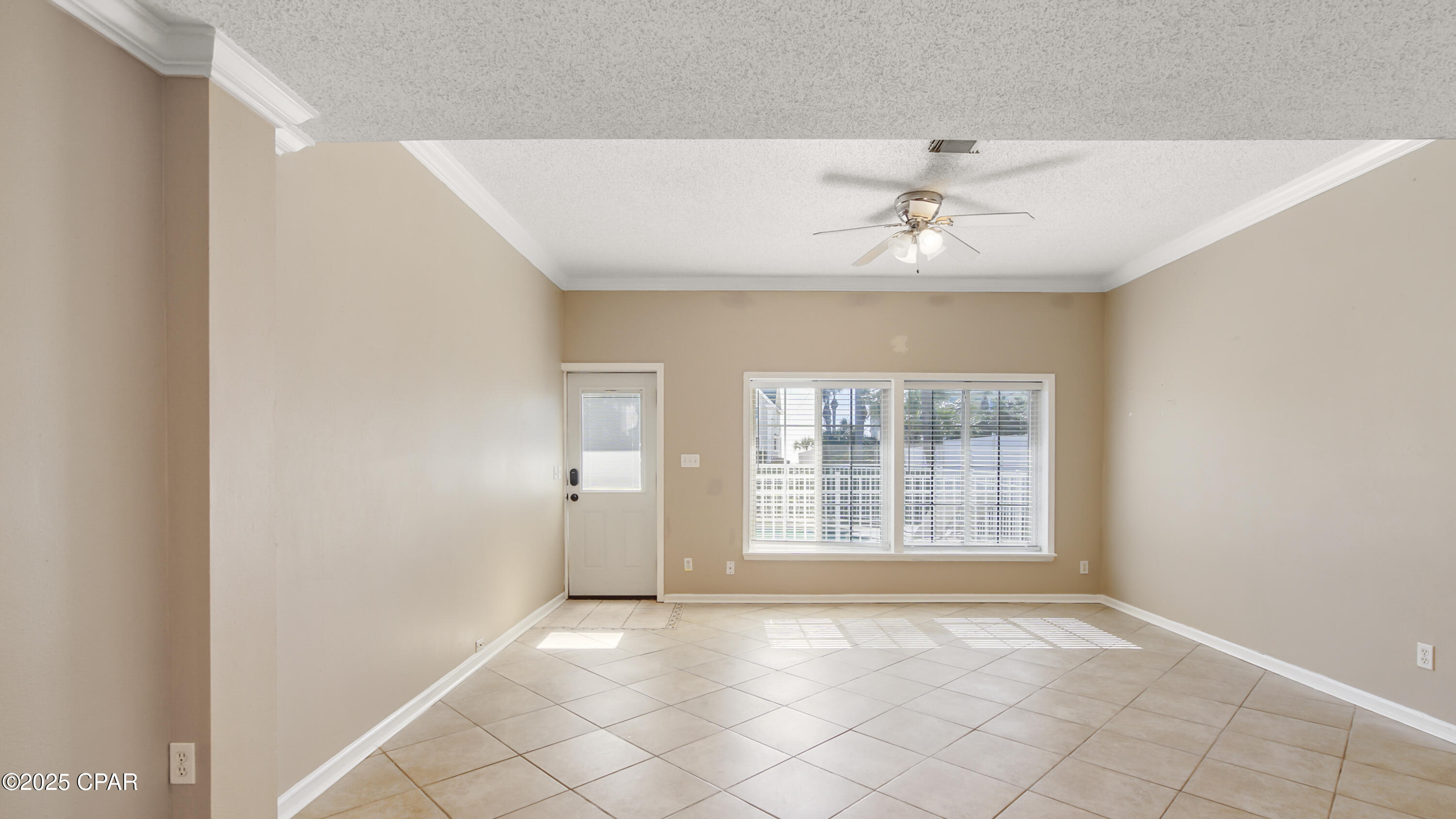 Listing photo id 48 for 1656 Scenic Gulf Drive