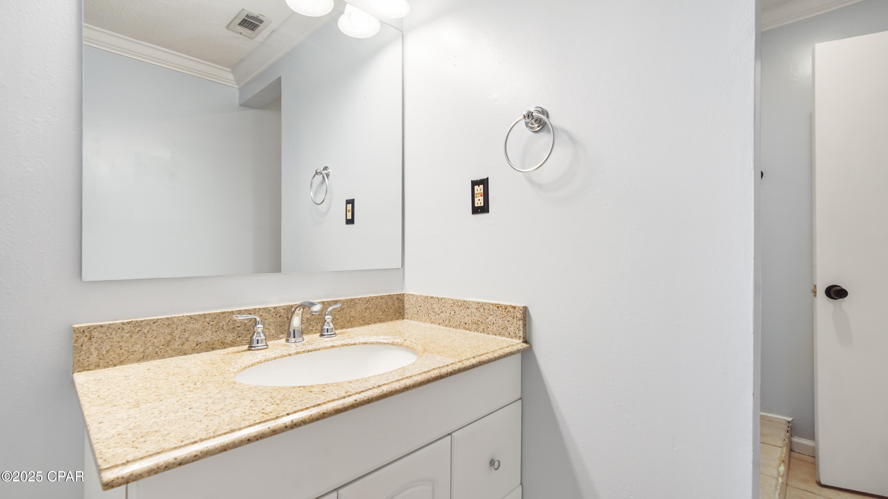 Listing photo id 57 for 1656 Scenic Gulf Drive