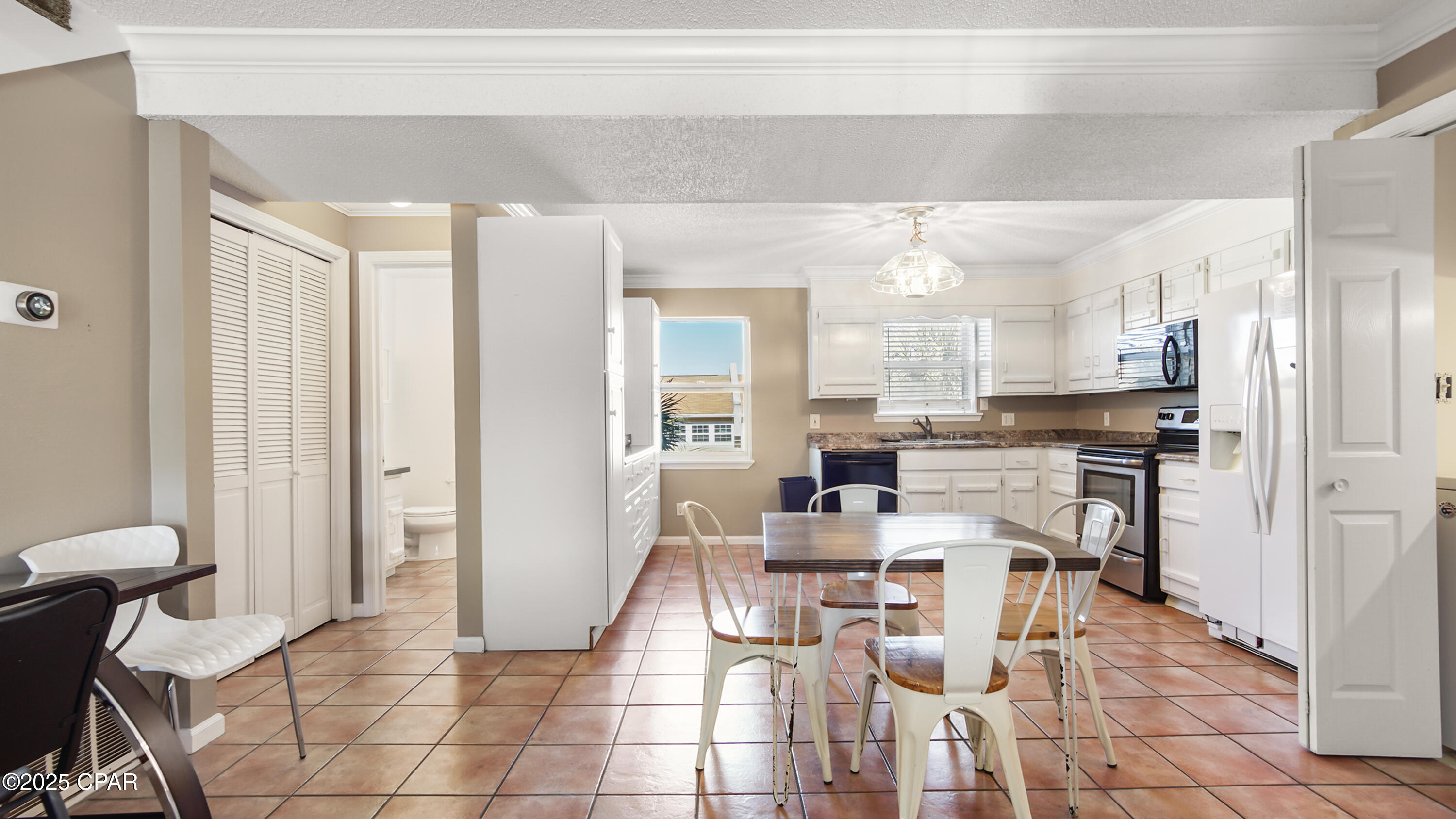 Listing photo id 77 for 1656 Scenic Gulf Drive