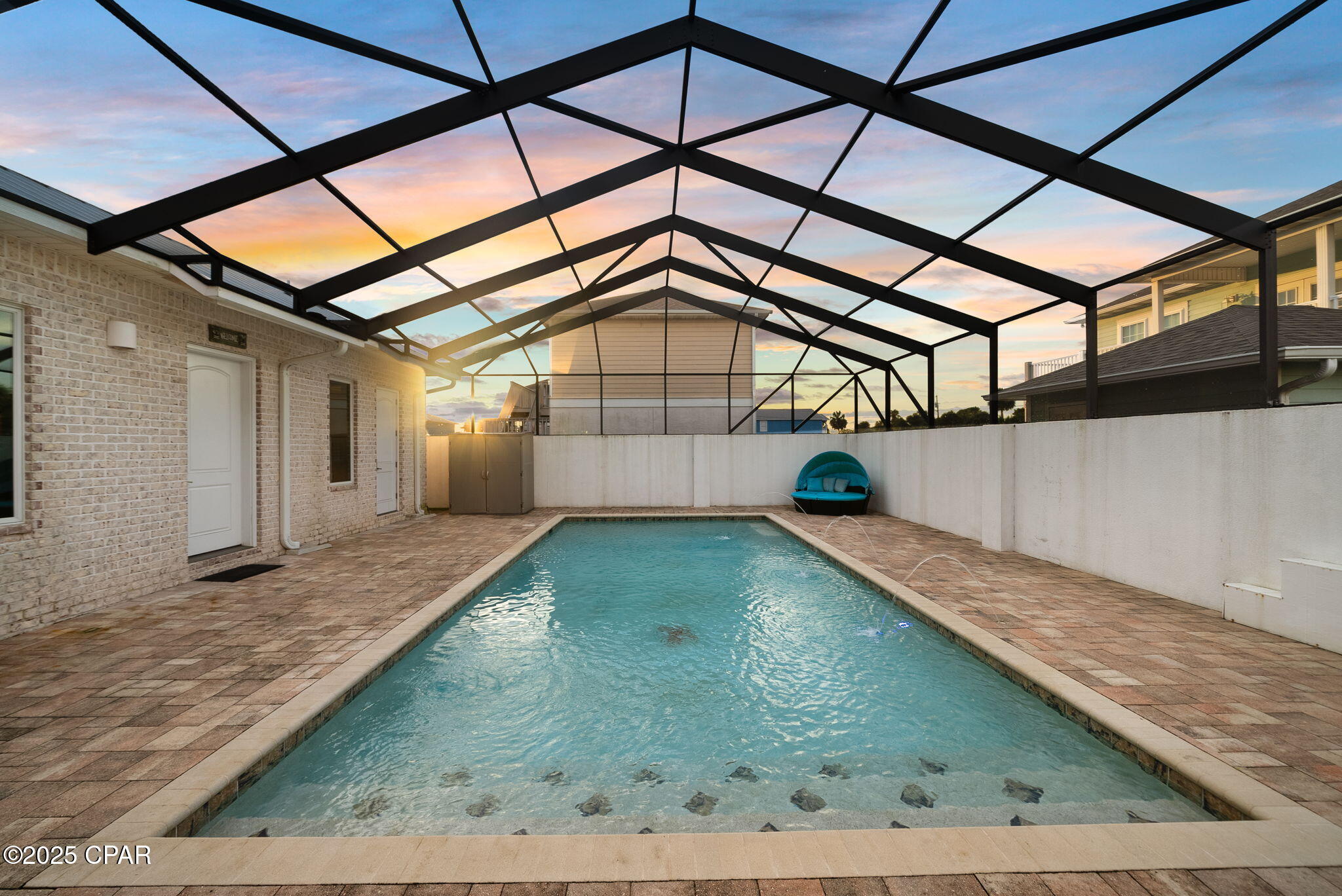 Listing photo id 109 for 103 Crane Street