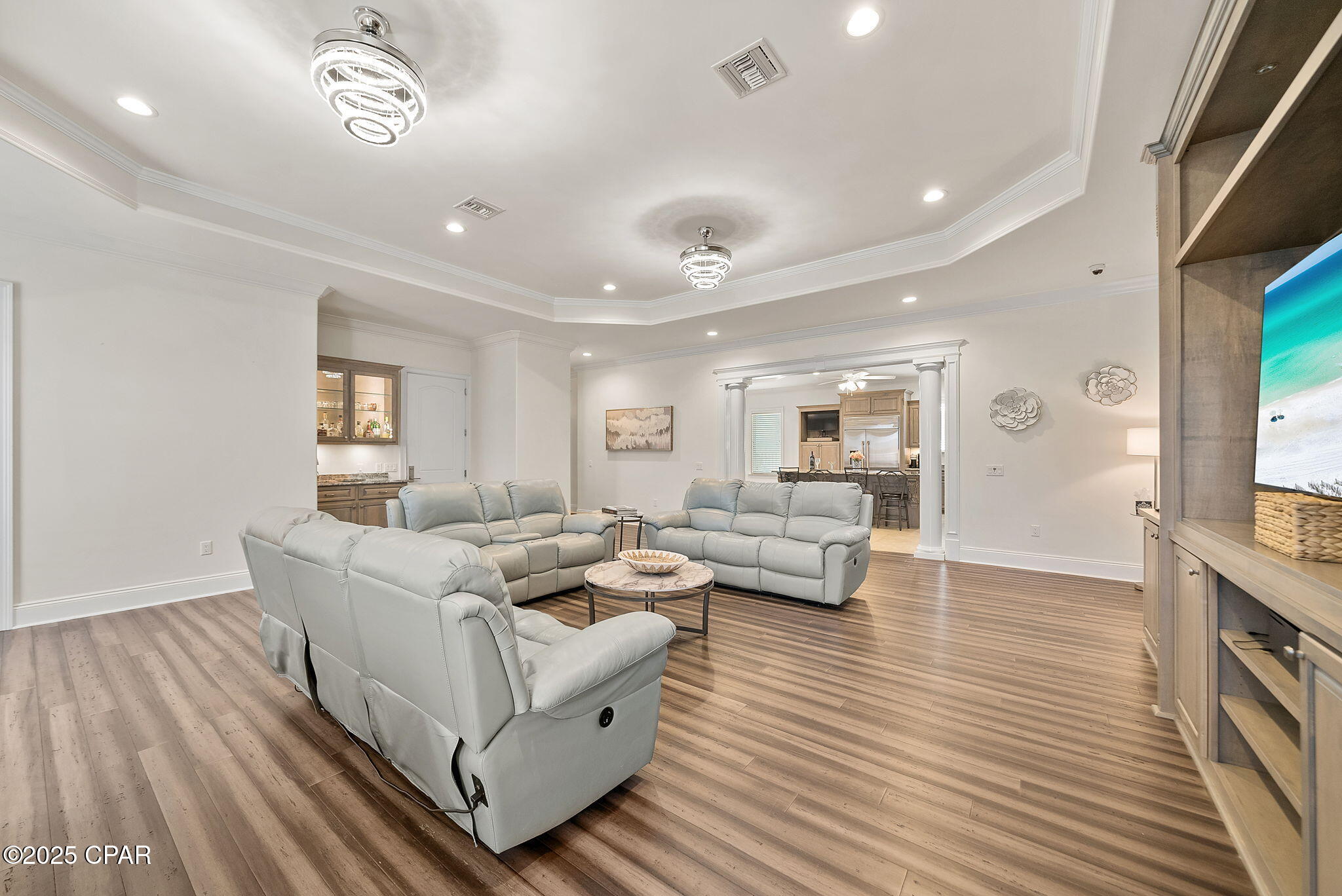 Listing photo id 33 for 103 Crane Street