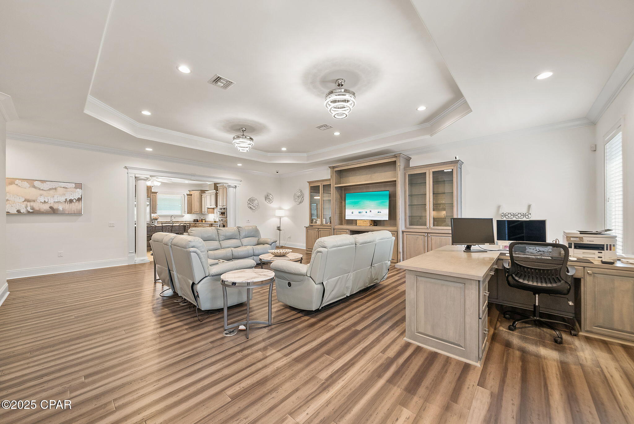 Listing photo id 34 for 103 Crane Street