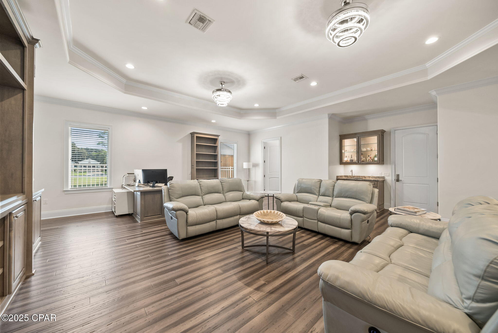 Listing photo id 4 for 103 Crane Street