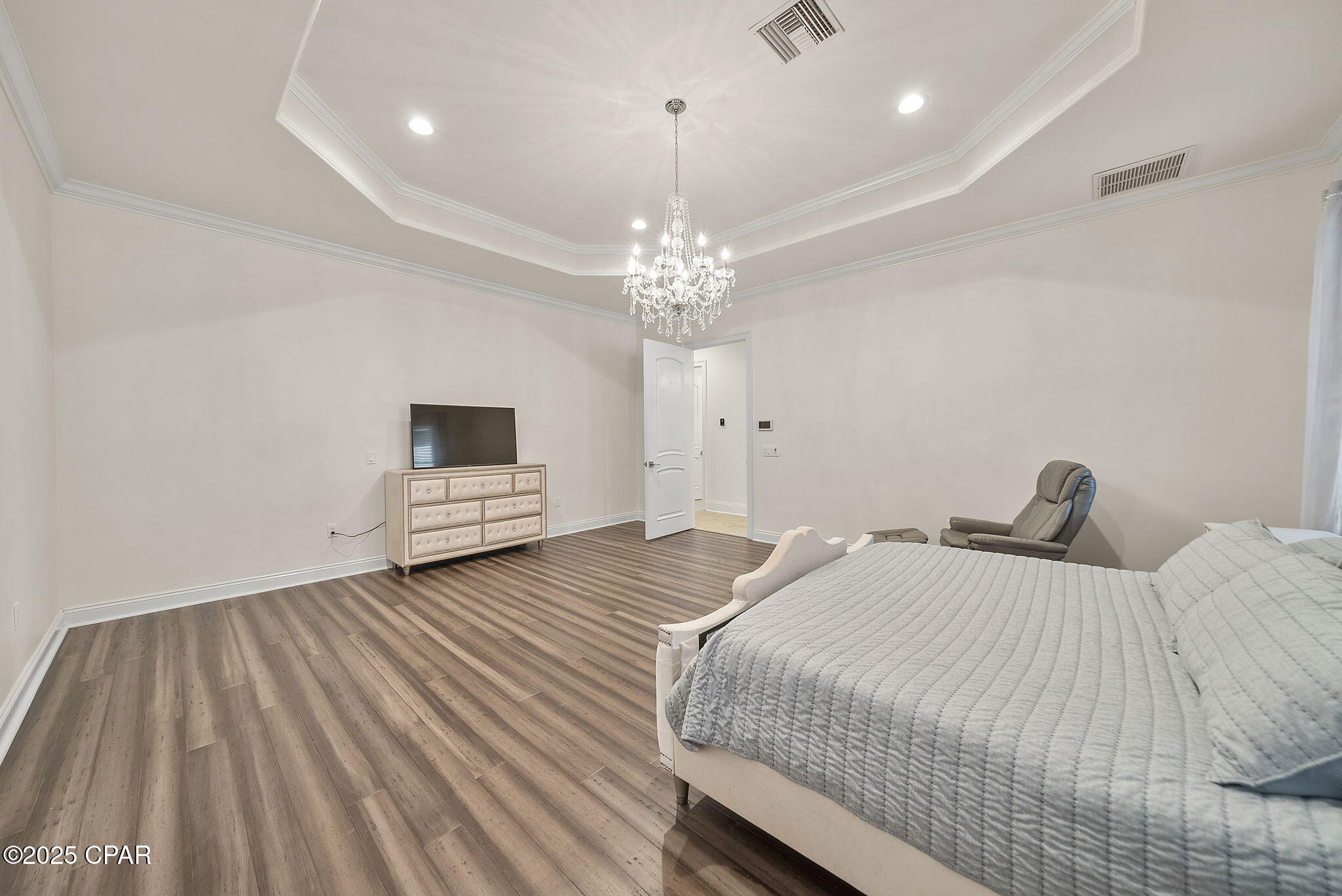 Listing photo id 44 for 103 Crane Street