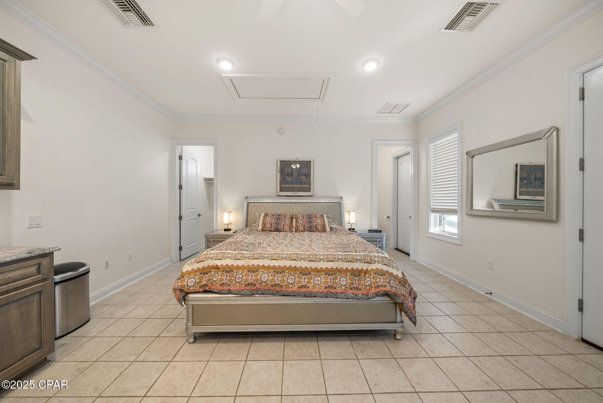 Listing photo id 60 for 103 Crane Street