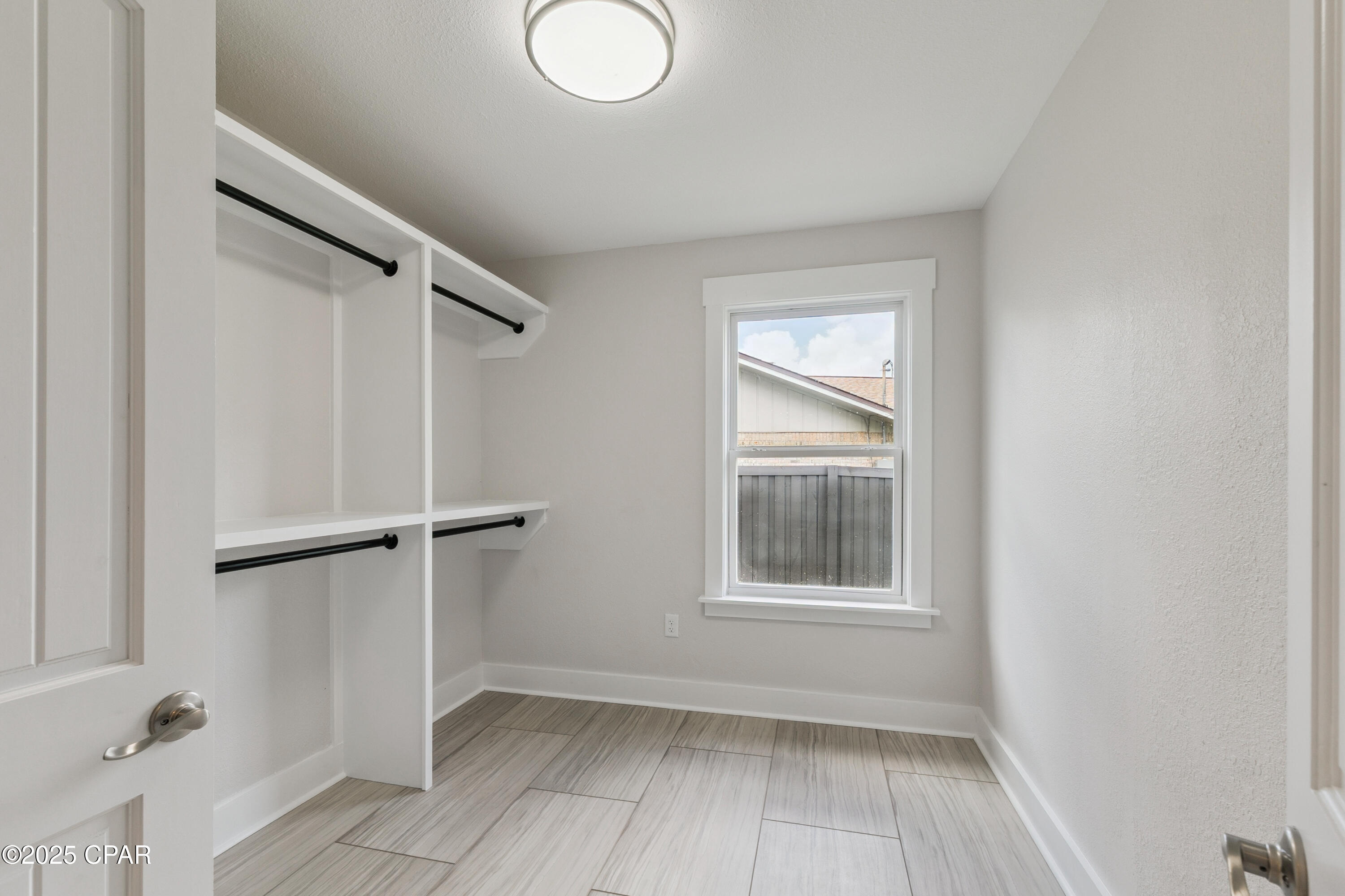 Image 32 For 3116 Wood Valley Road