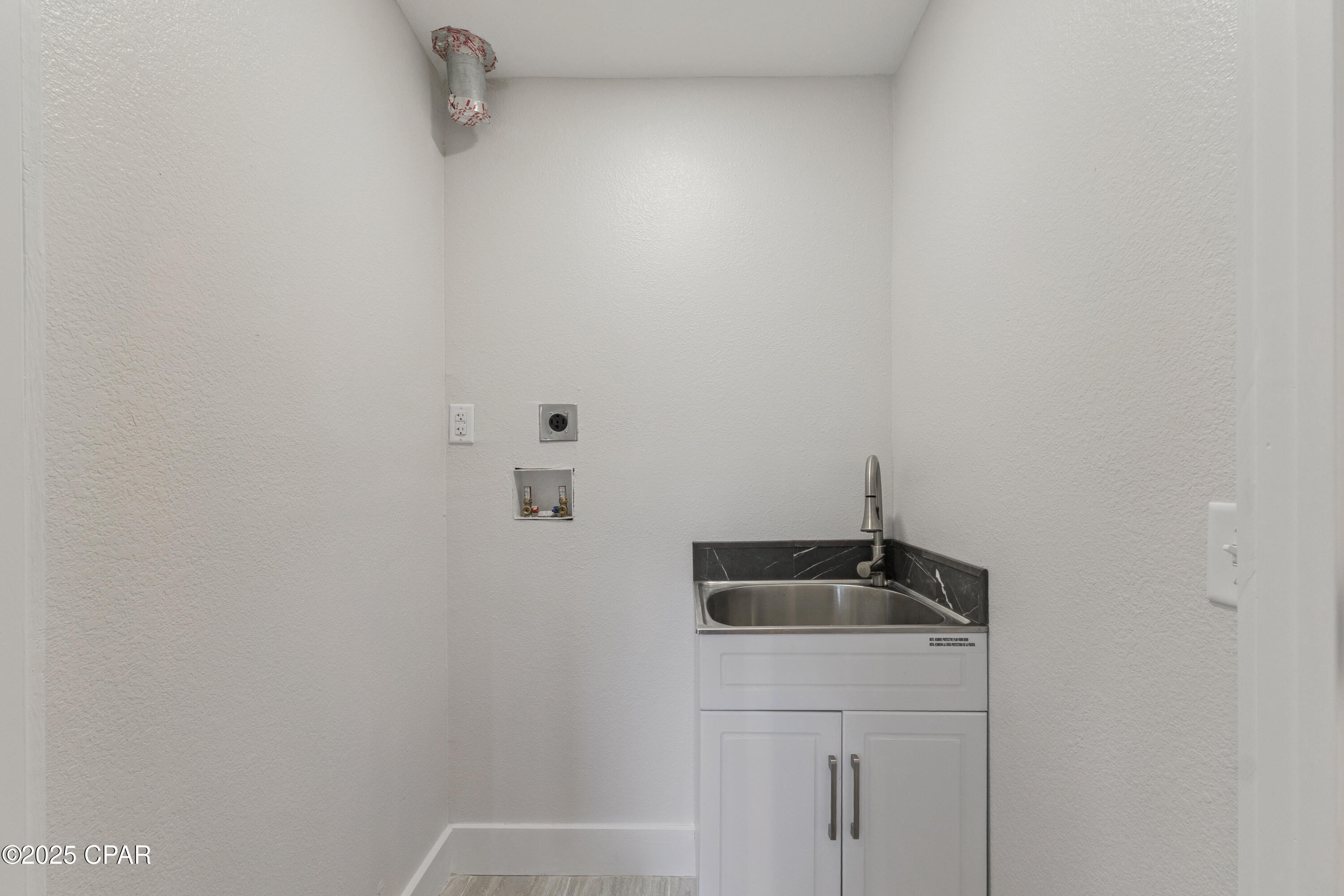 Image 33 For 3116 Wood Valley Road