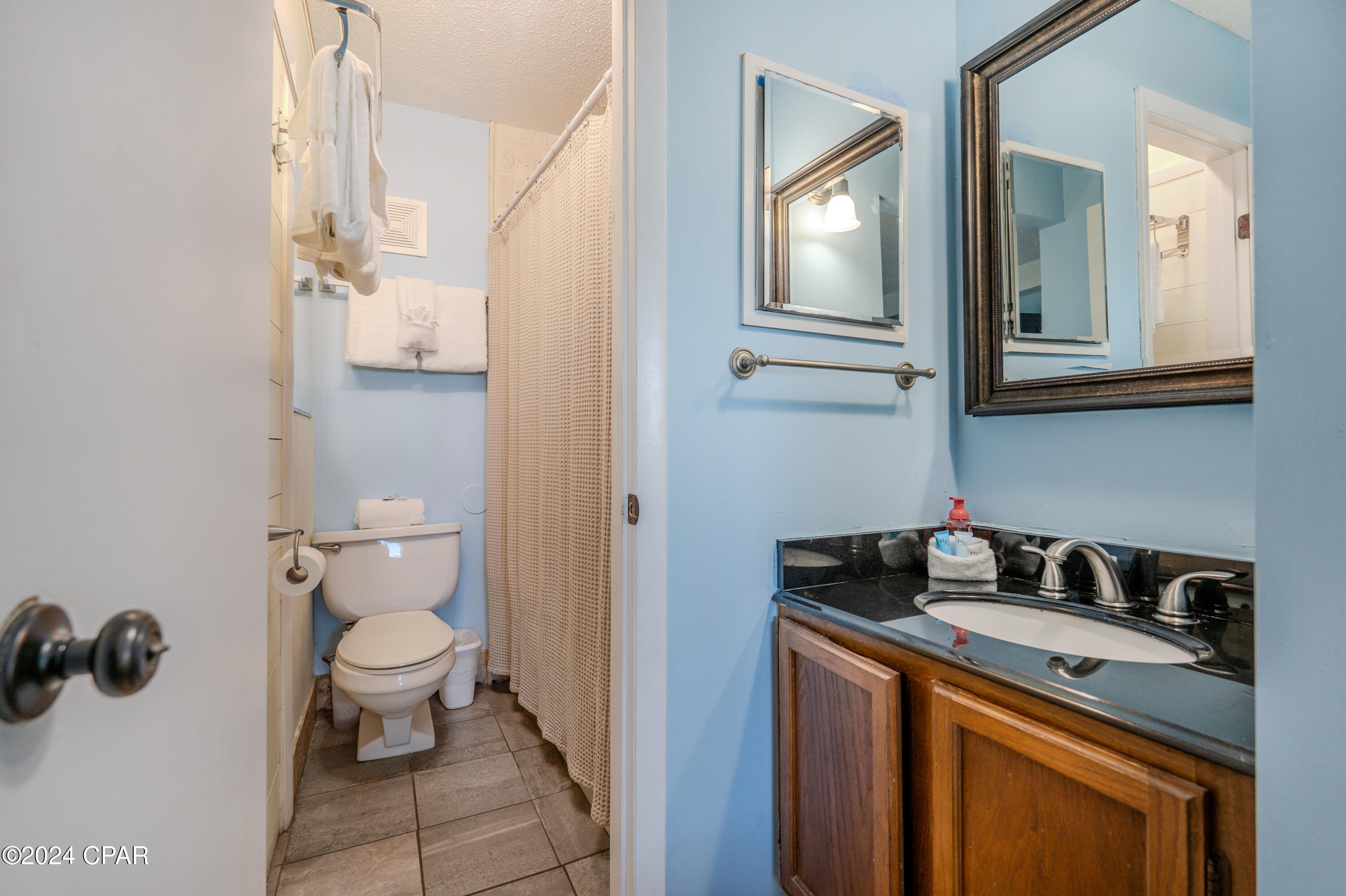 Image 10 For 8743 Thomas Drive 1028