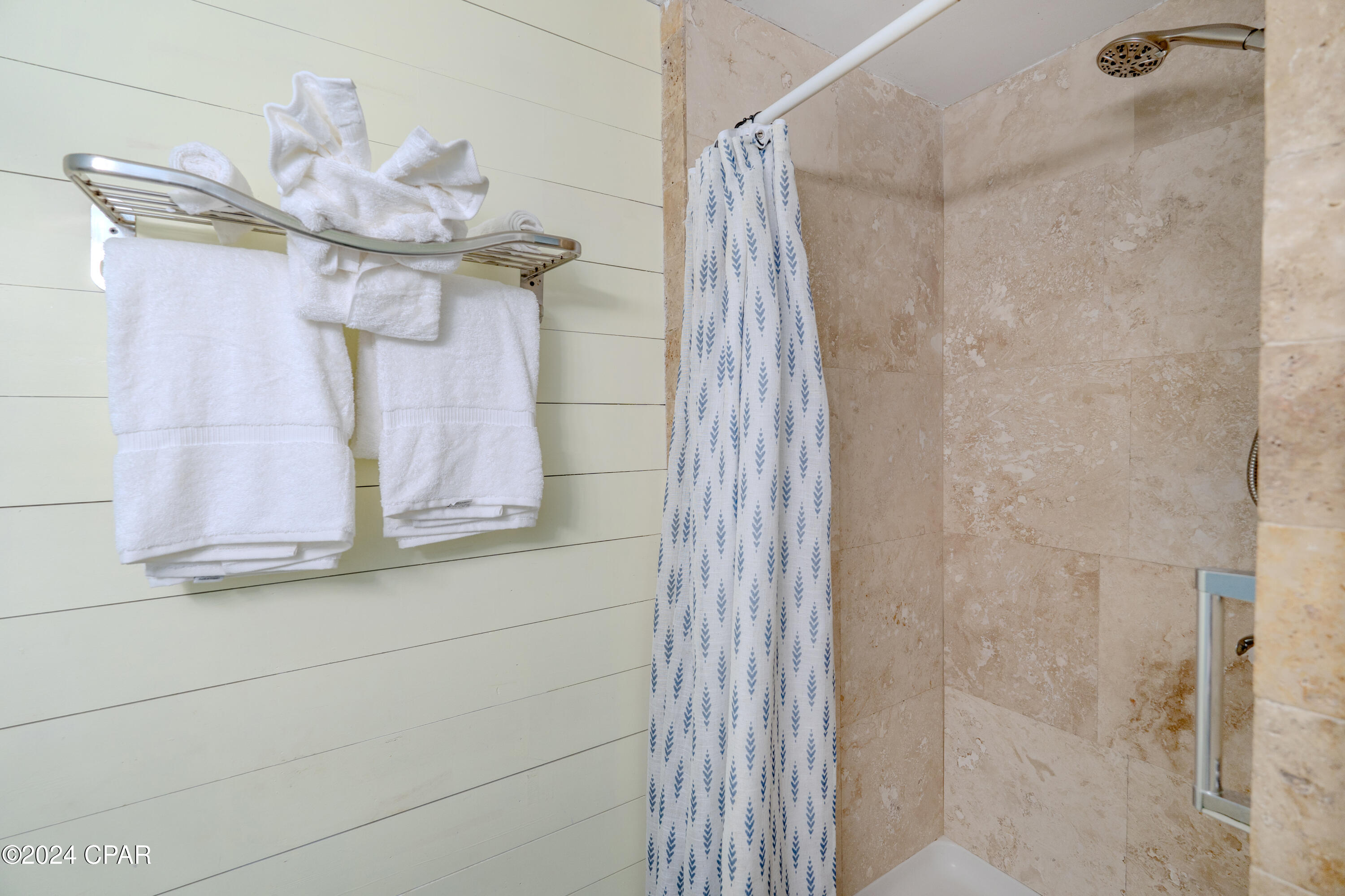 Image 13 For 8743 Thomas Drive 1028