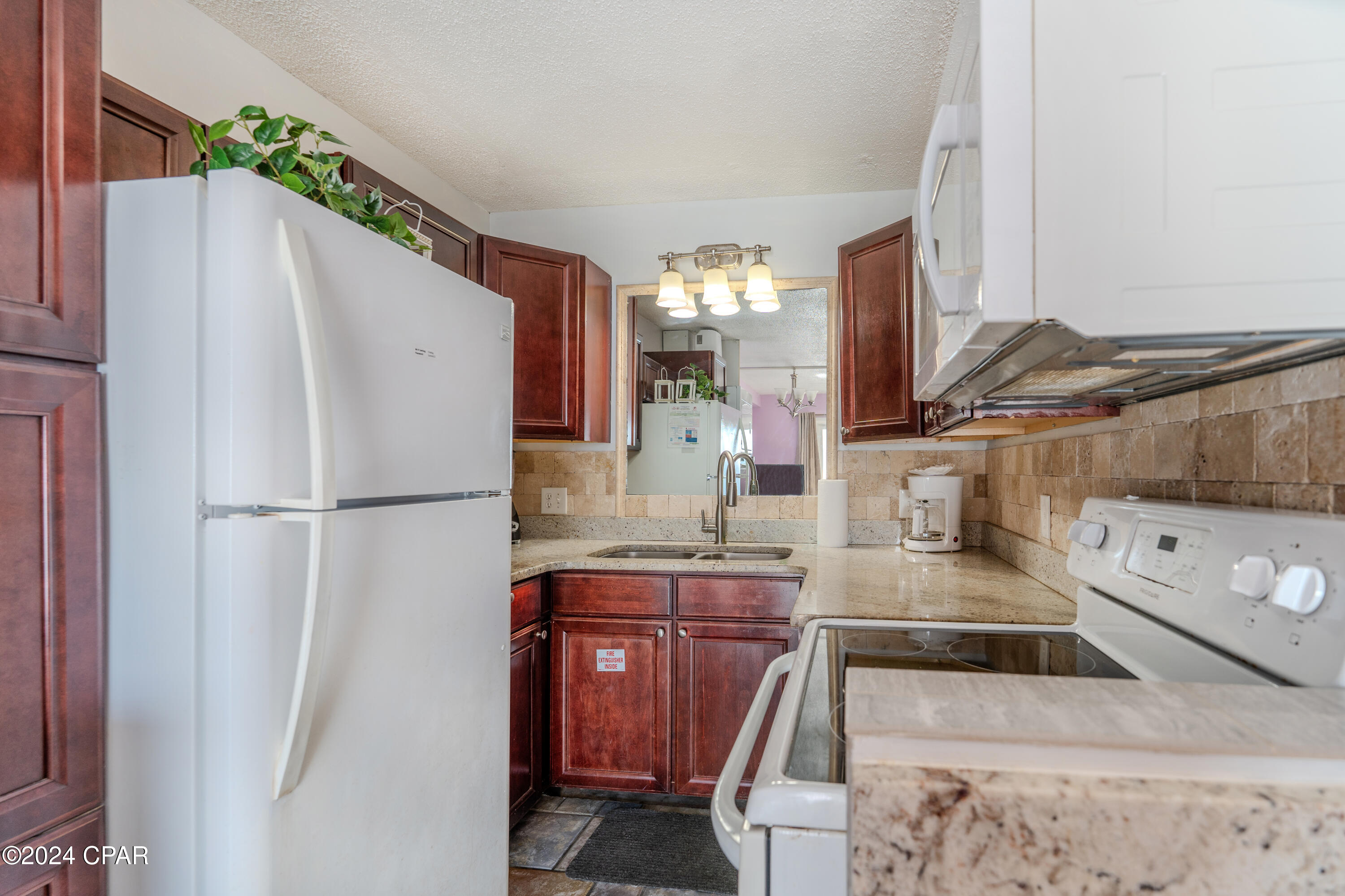 Image 21 For 8743 Thomas Drive 1028