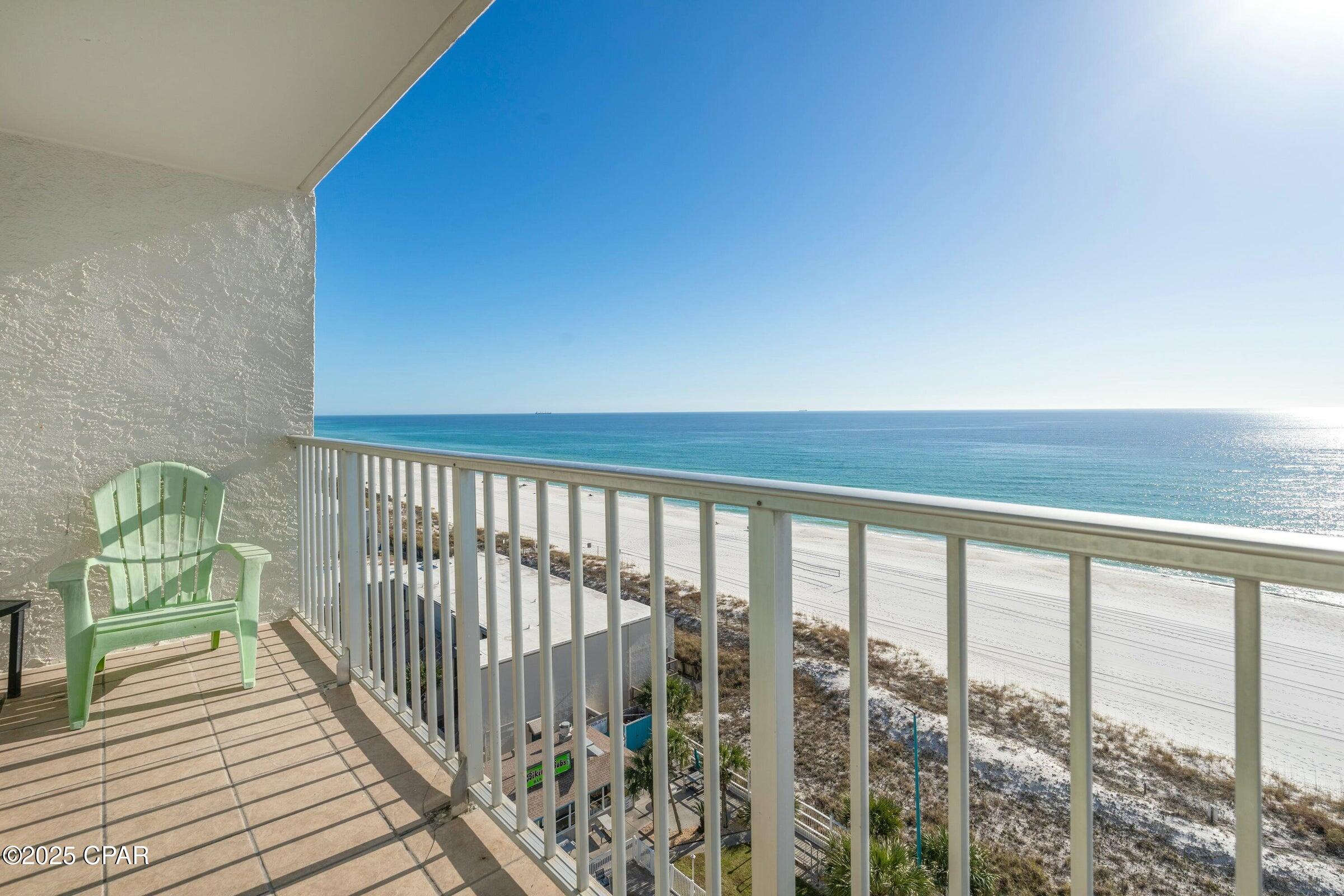 Image 3 For 8743 Thomas Drive 1028