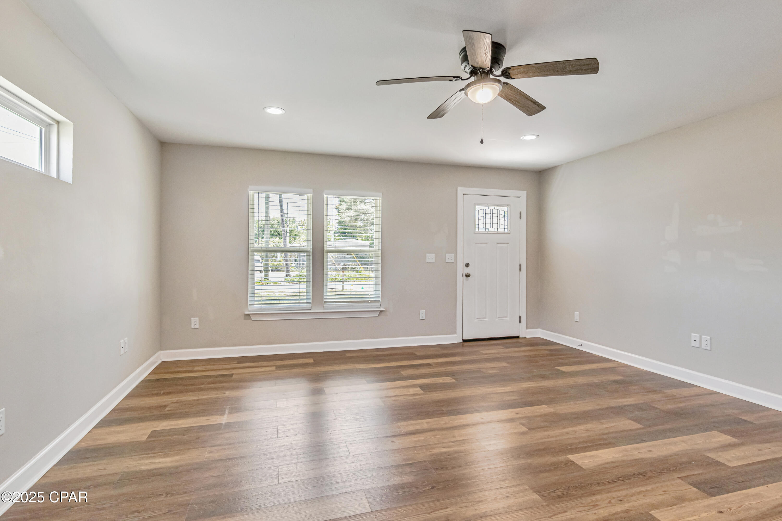 Image 4 For 3729 9th Street