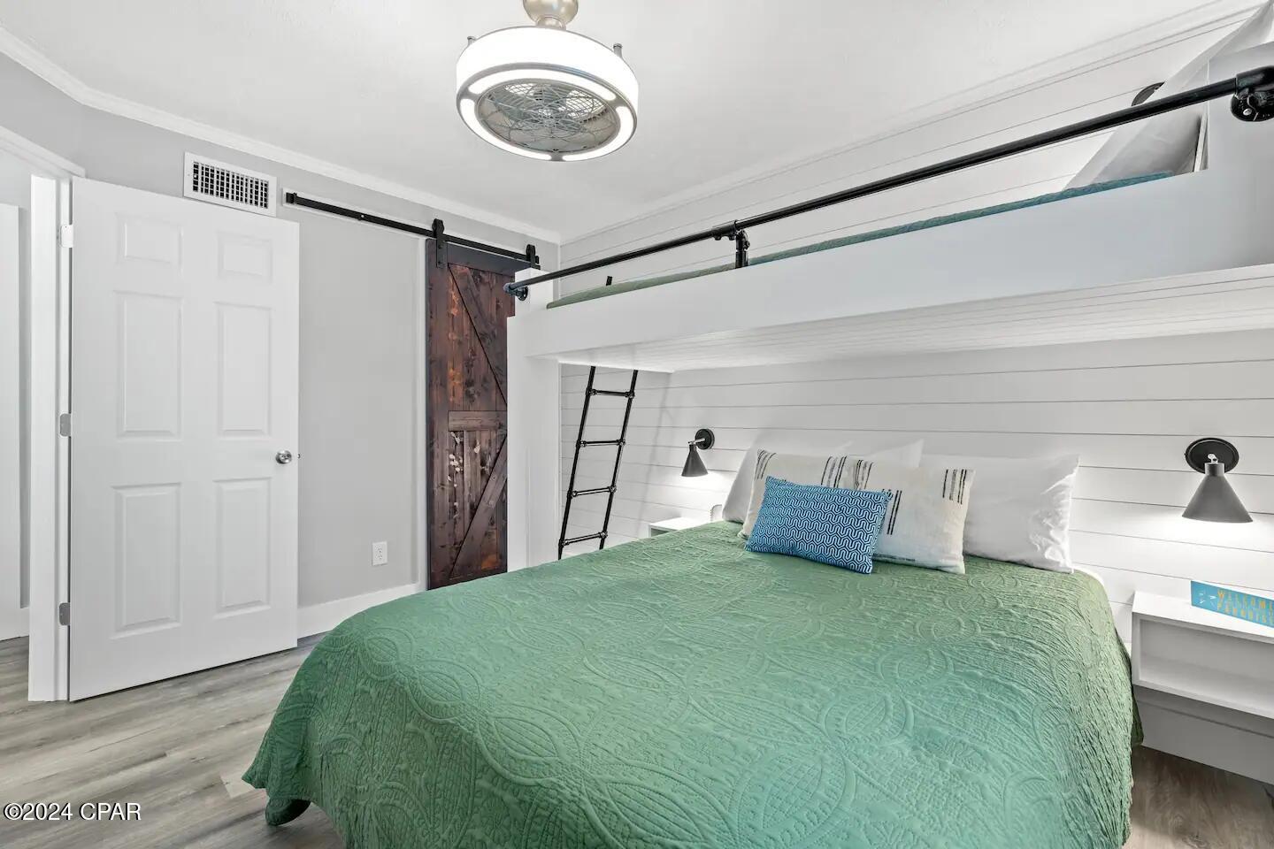 Image 18 For 7904 Surf Drive 19