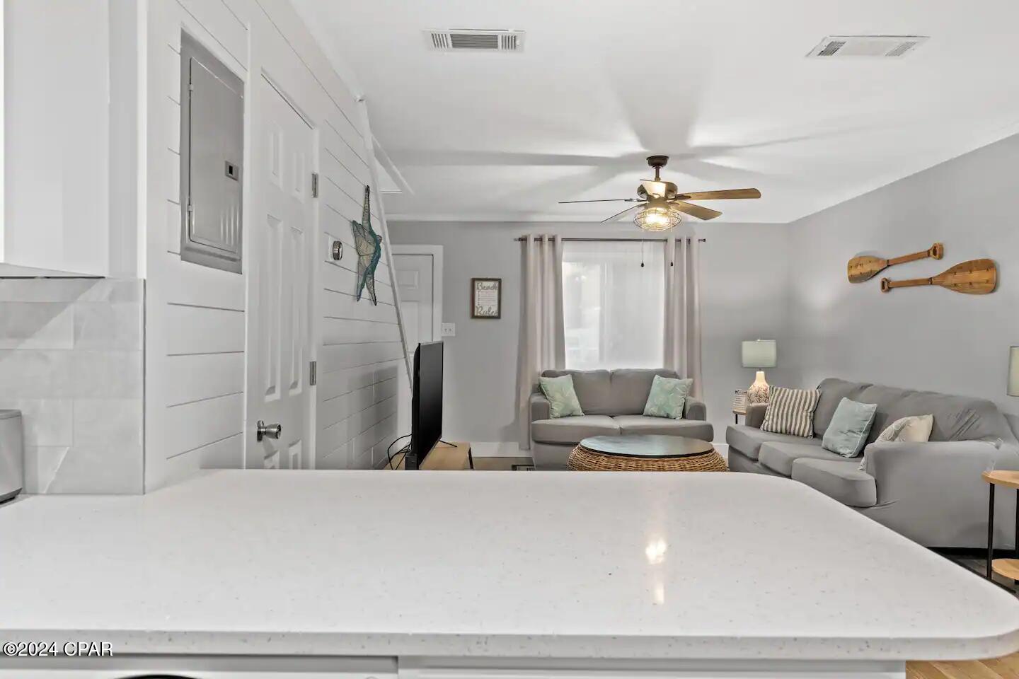 Image 4 For 7904 Surf Drive 19