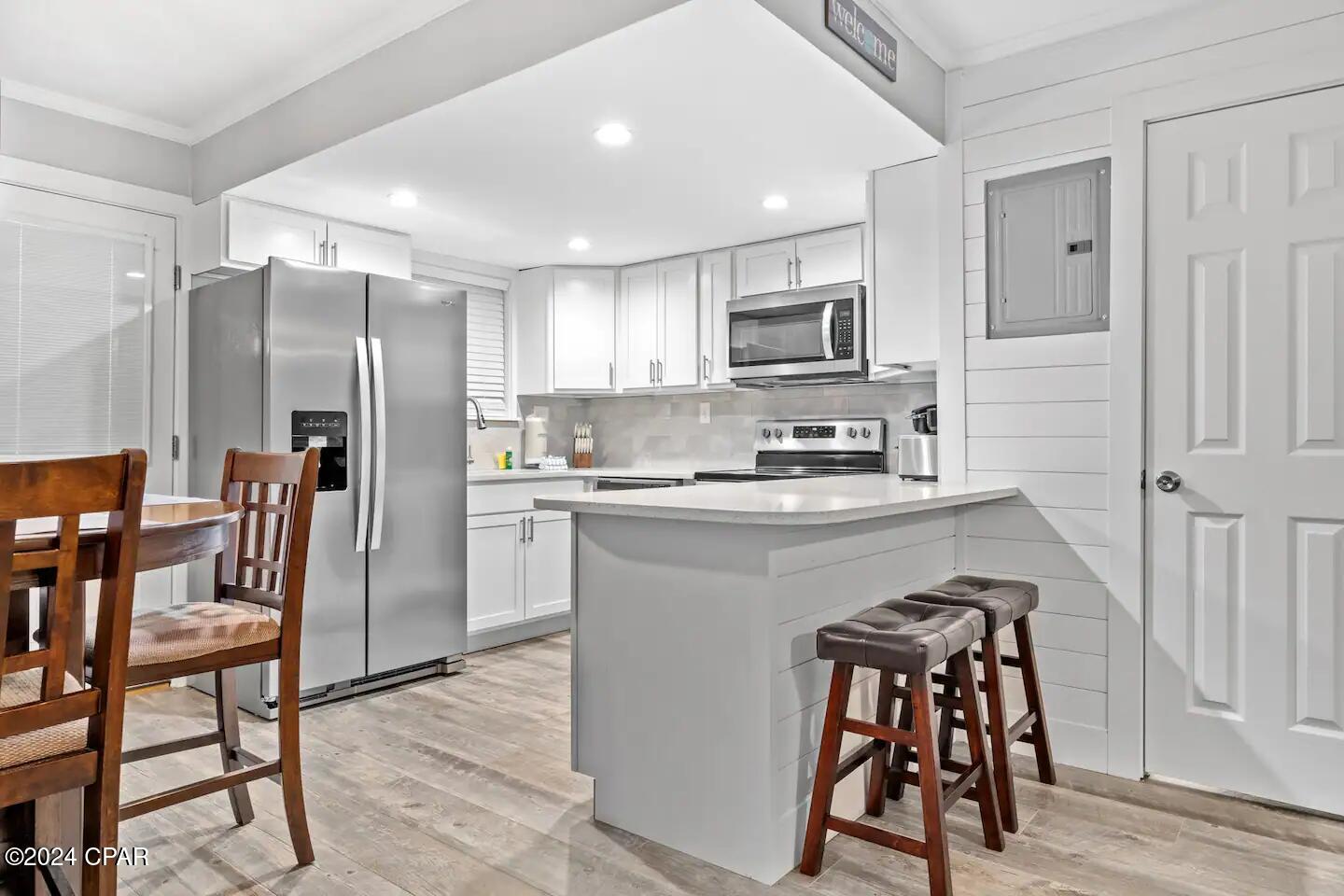 Image 5 For 7904 Surf Drive 19